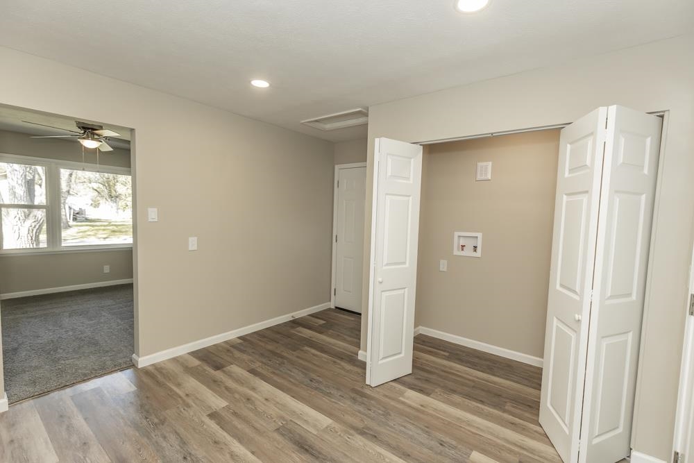 1407 Oak St Property Photo 13