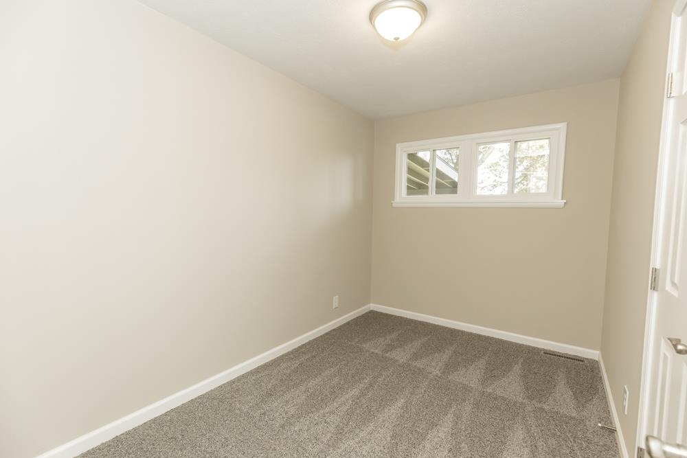 1407 Oak St Property Photo 15