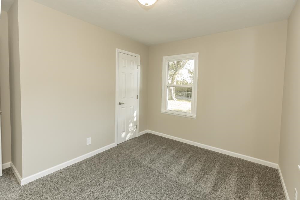 1407 Oak St Property Photo 18