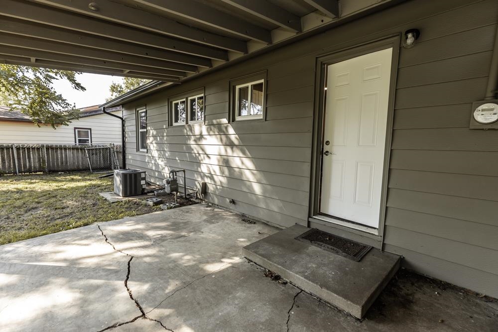 1407 Oak St Property Photo 20