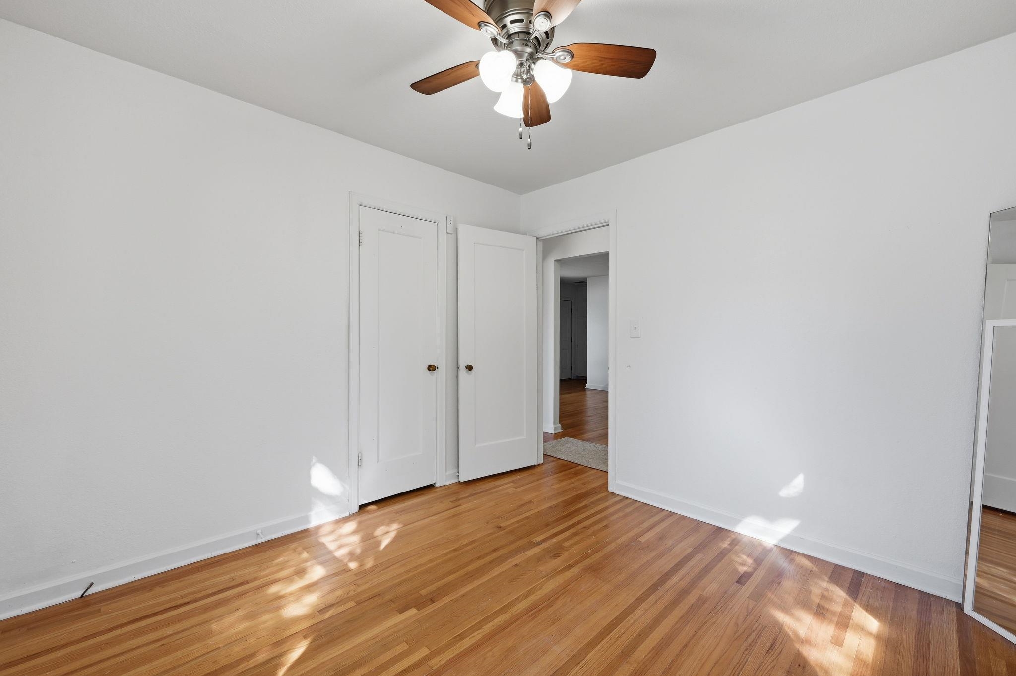 1302 N Crestway Property Photo 15