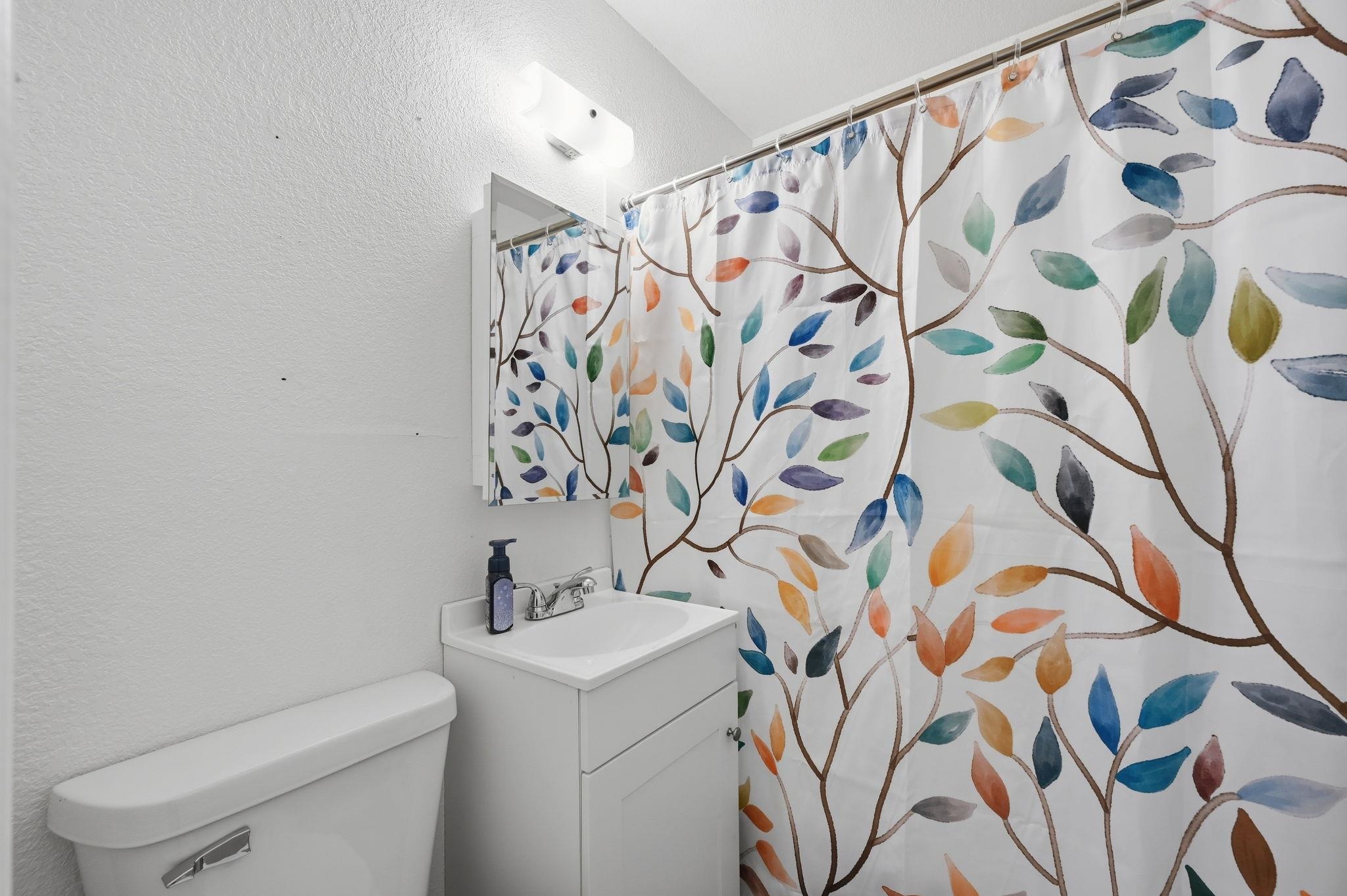 1302 N Crestway Property Photo 16
