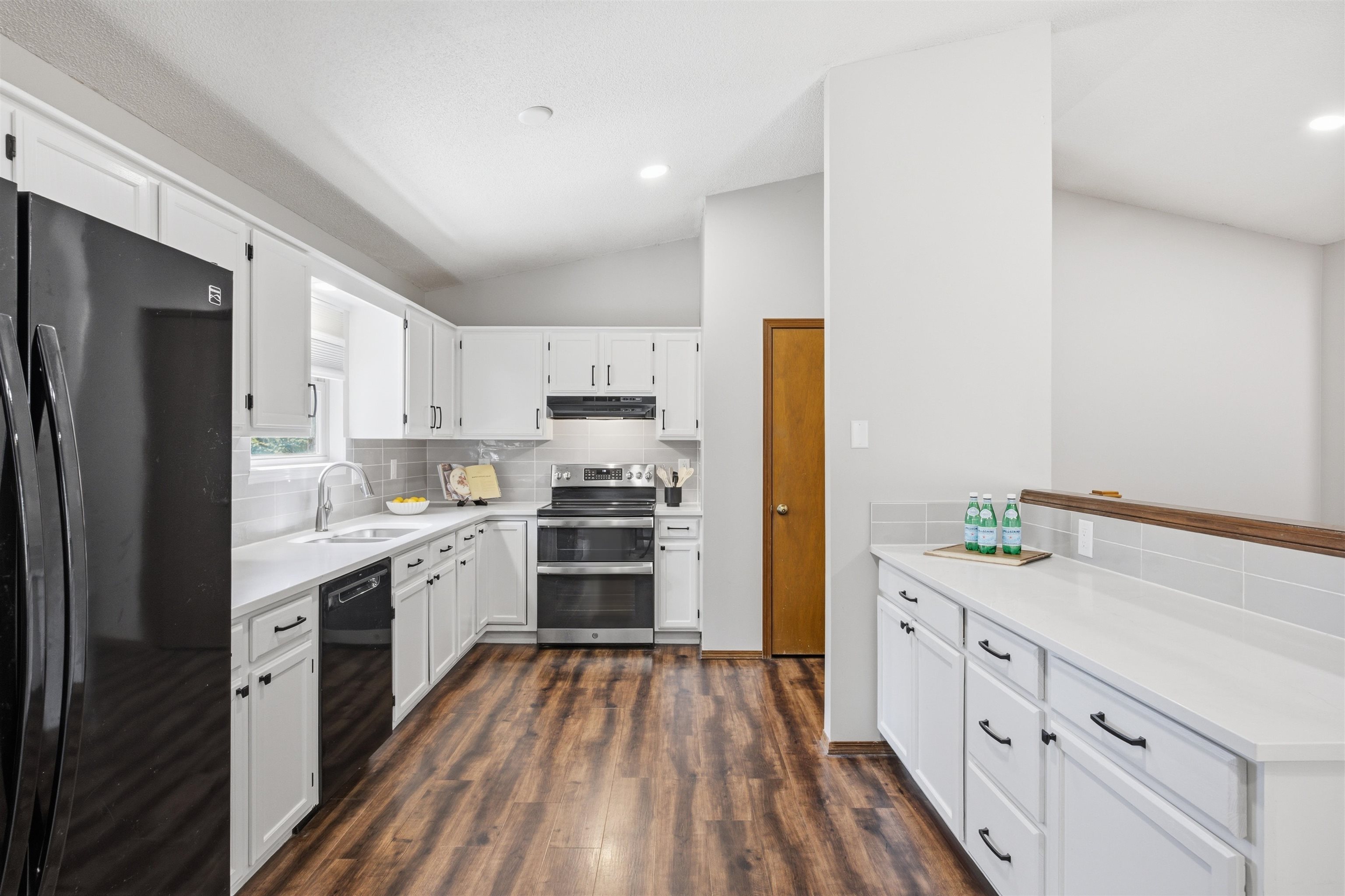 3022 N Hedgetree St. Property Photo 12