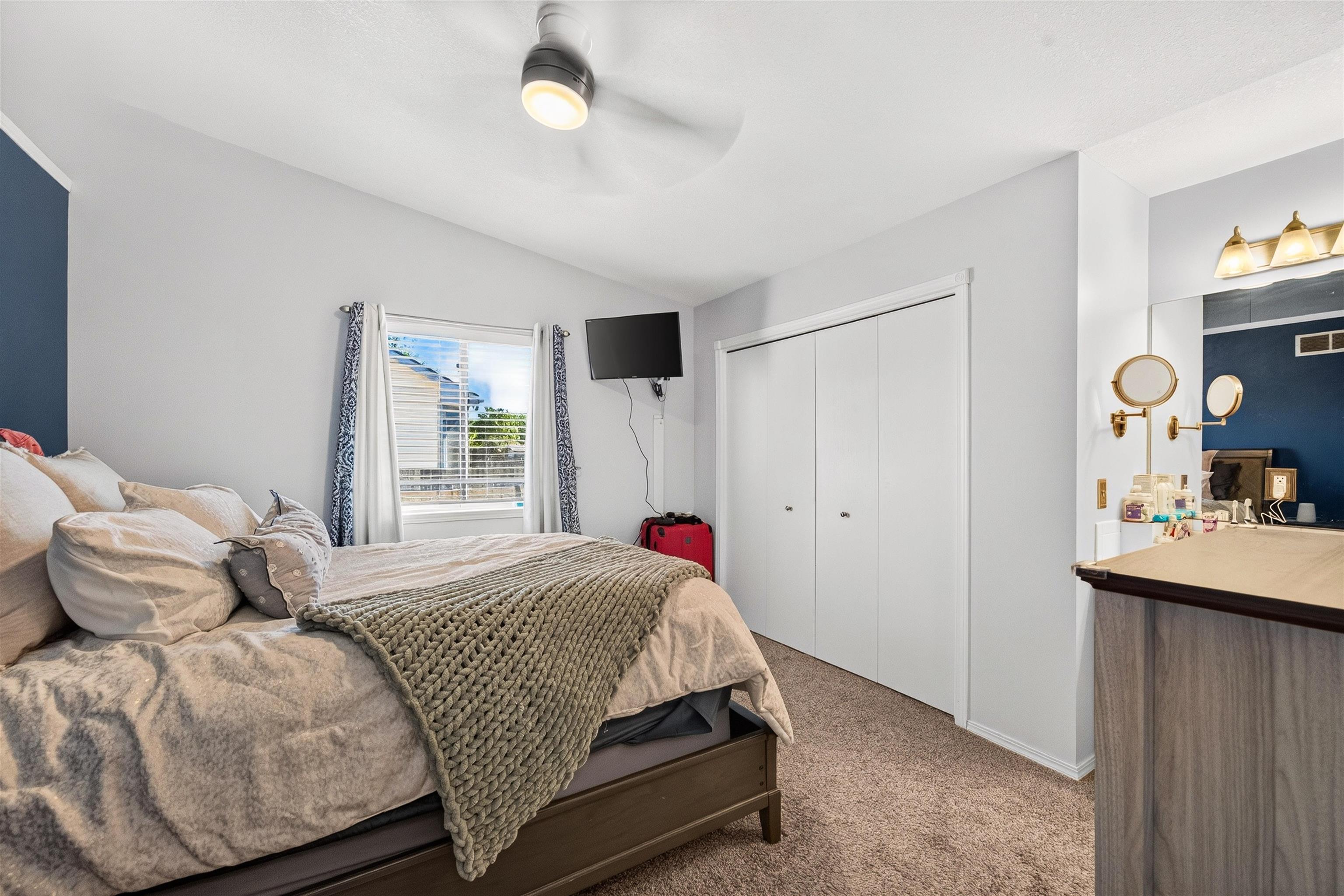 1313 E Lonna St Property Photo 12