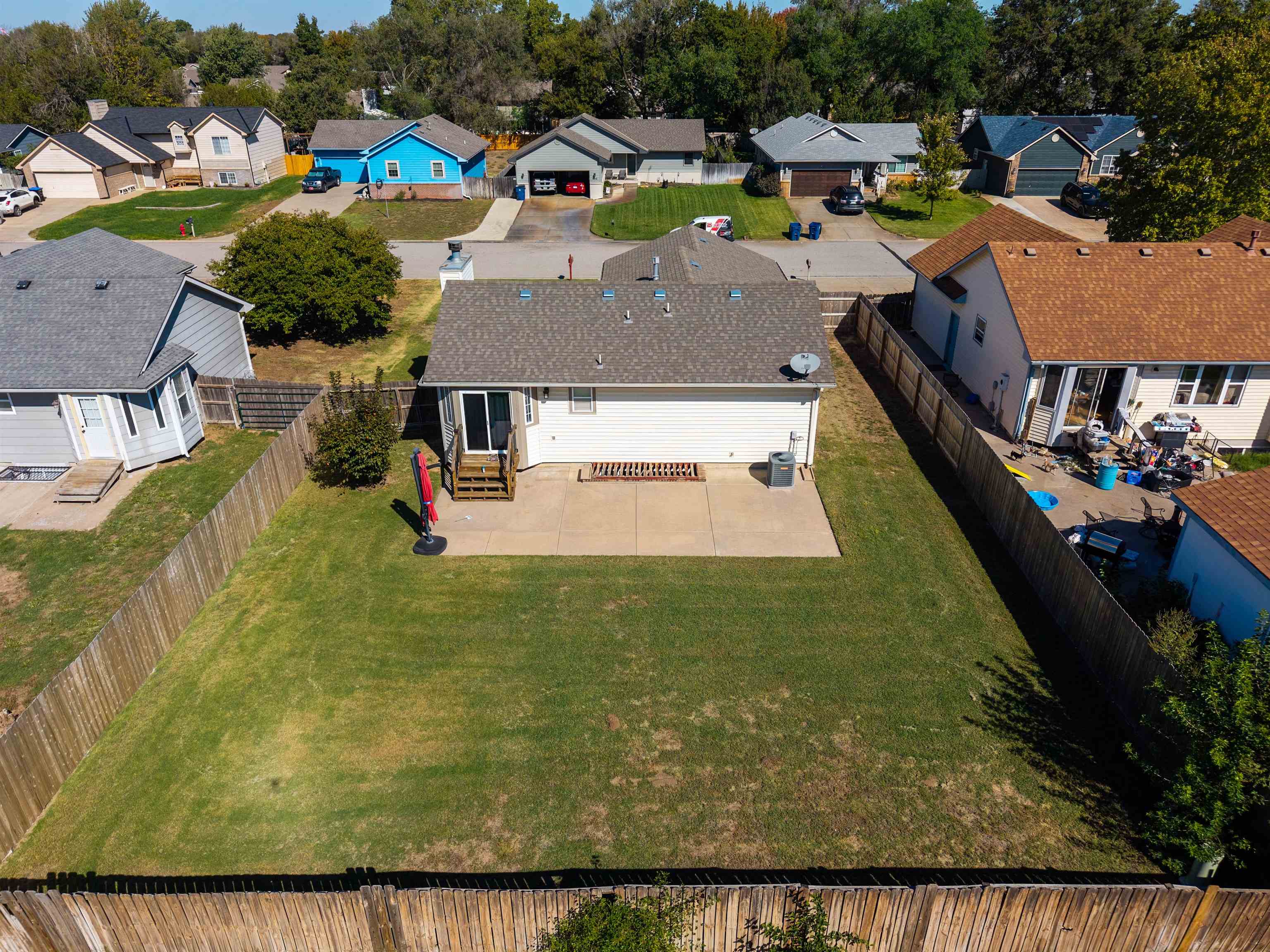 1313 E Lonna St Property Photo 31