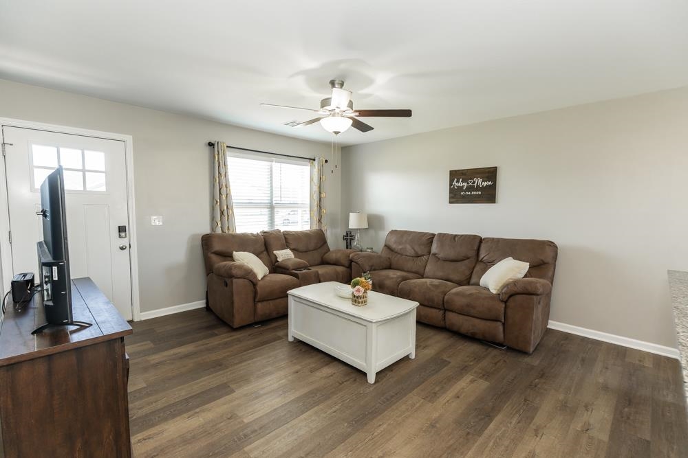 1109 Nautical Dr Property Photo 5