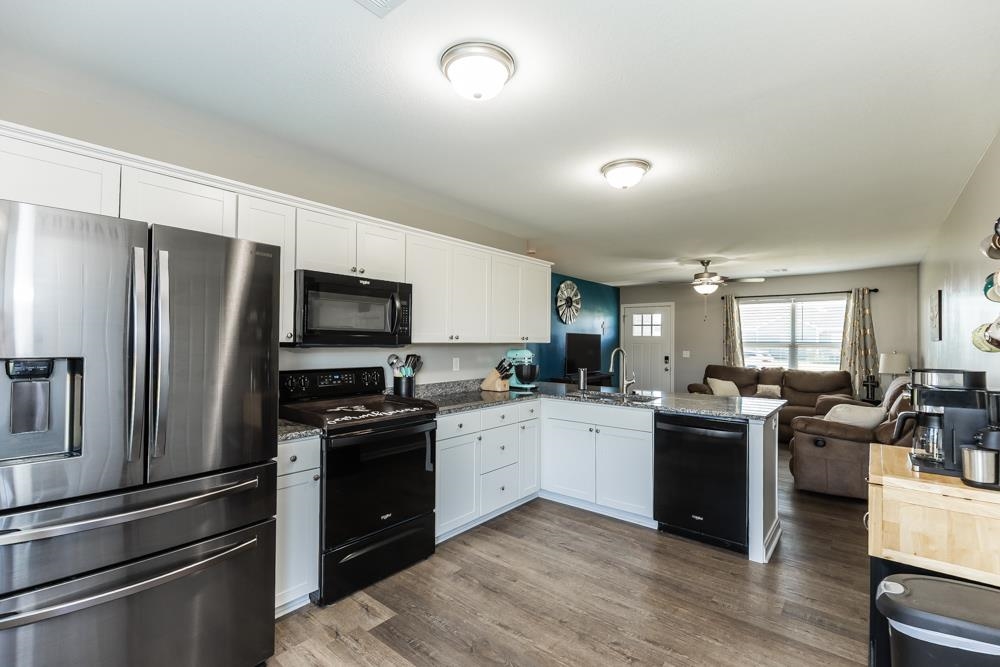 1109 Nautical Dr Property Photo 8