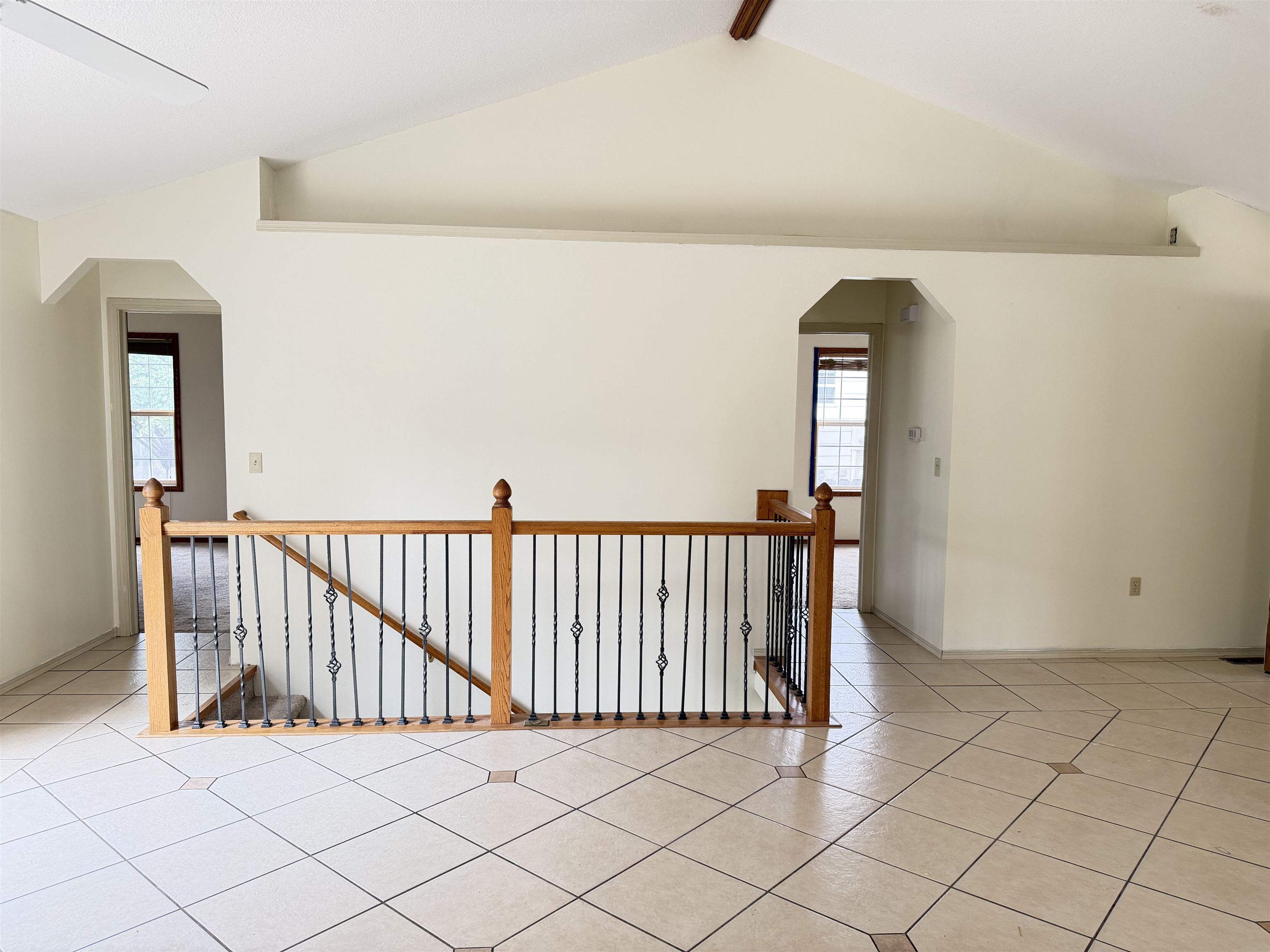 2342 N Sandplum Property Photo 5