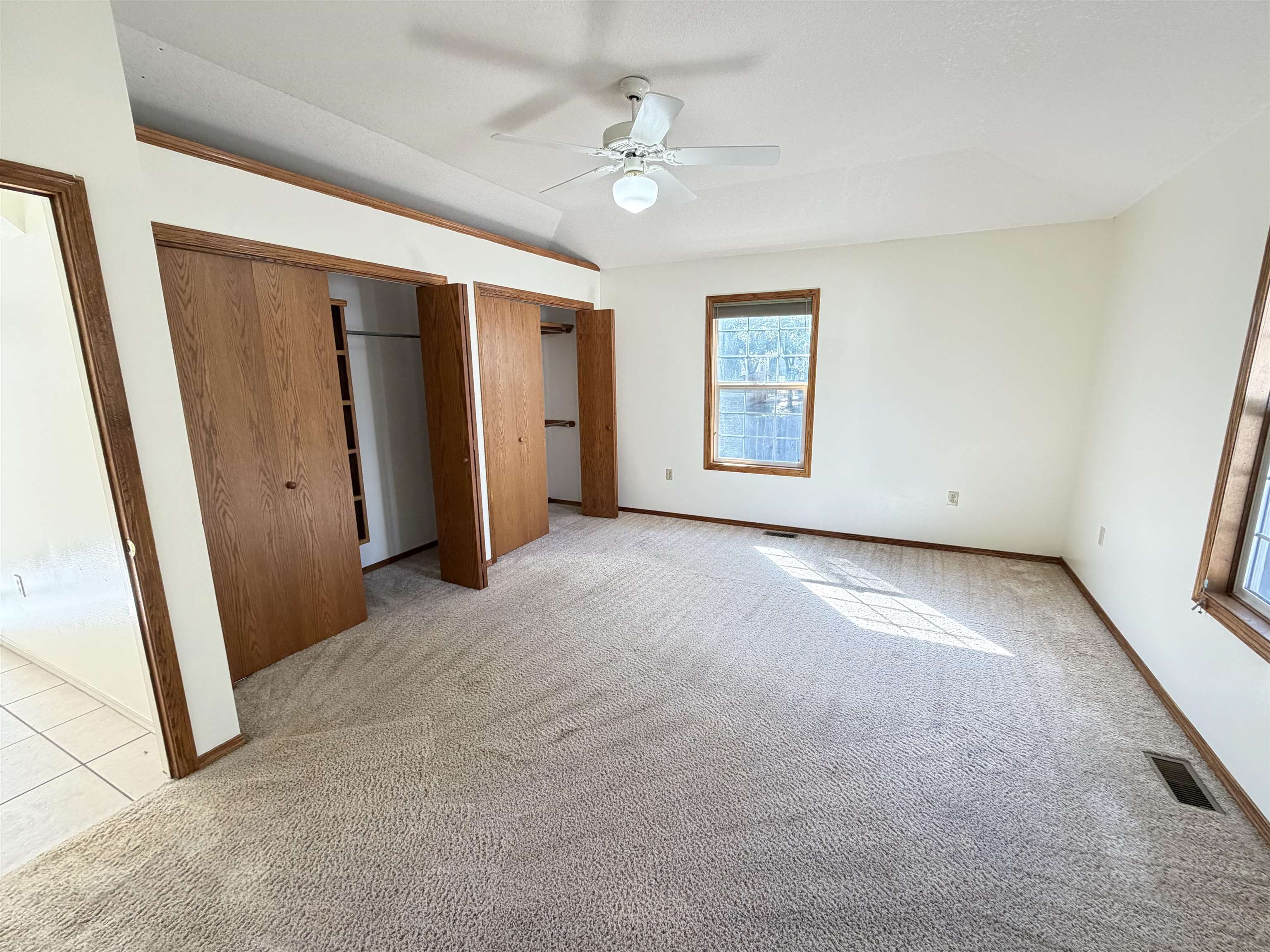 2342 N Sandplum Property Photo 13