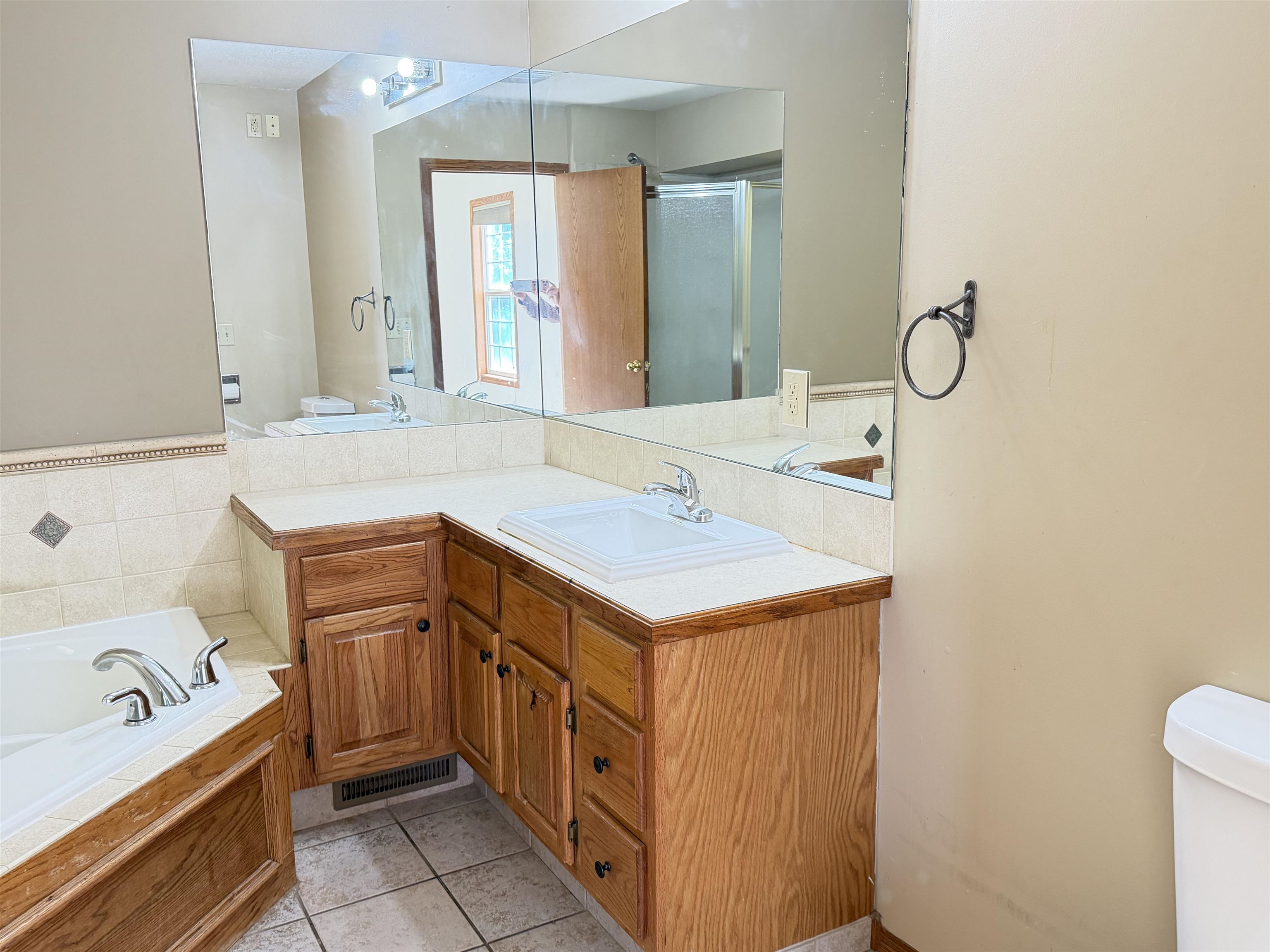 2342 N Sandplum Property Photo 16