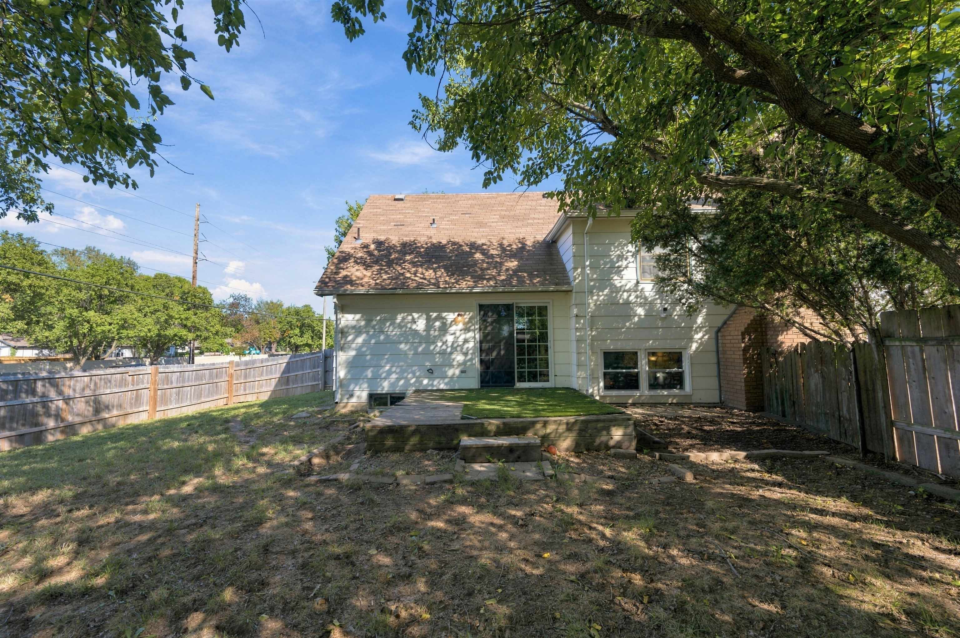1399 N Valleyview St Property Photo 26