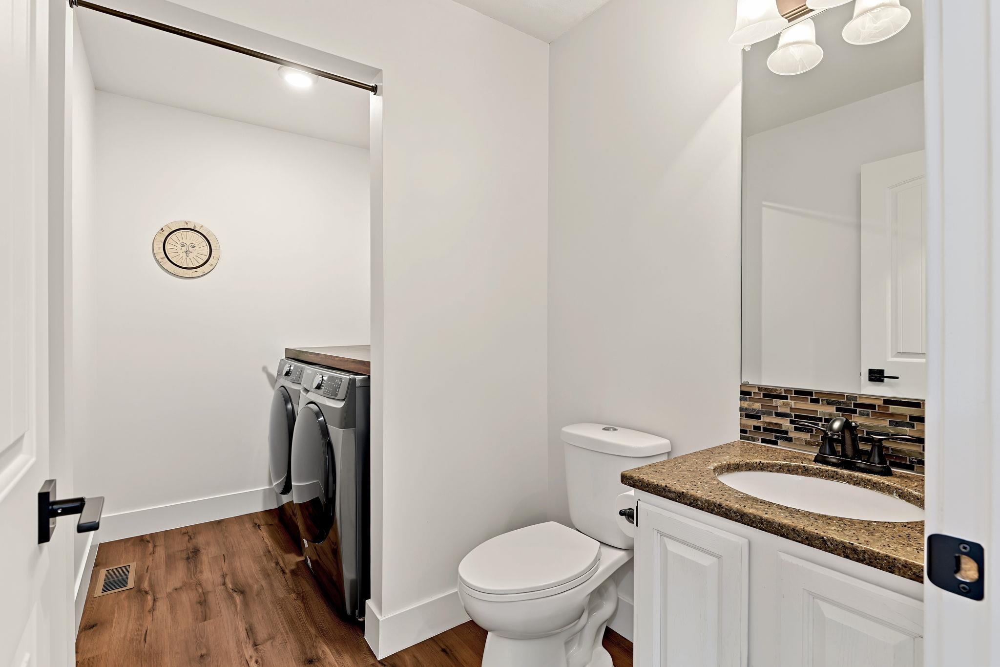 2410 N Lindberg Property Photo 15