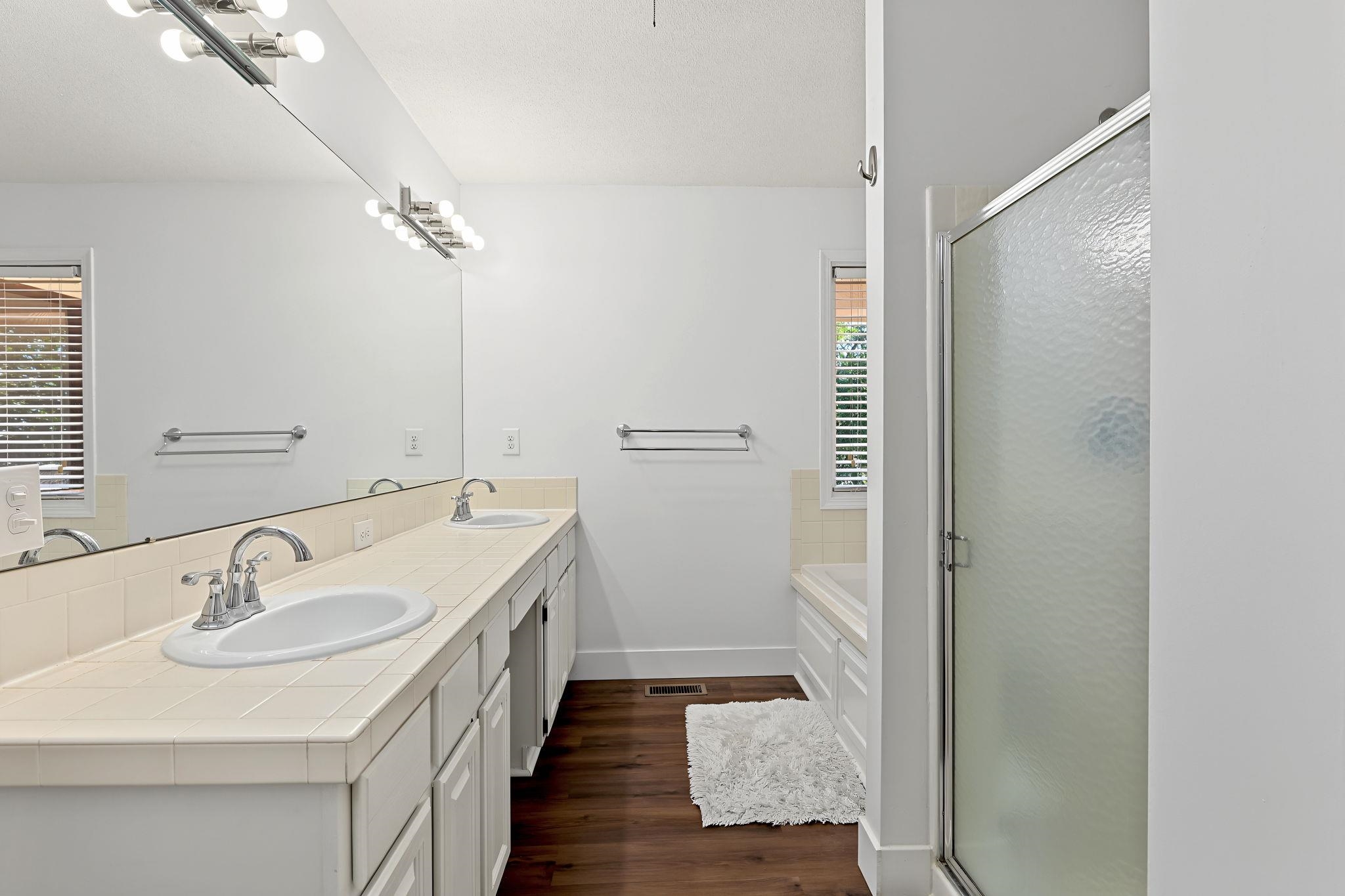 2410 N Lindberg Property Photo 20