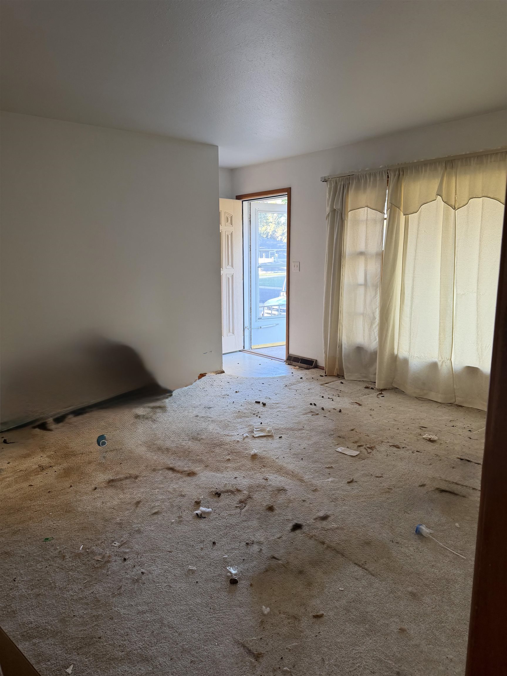 1017 S Poplar Property Photo 9