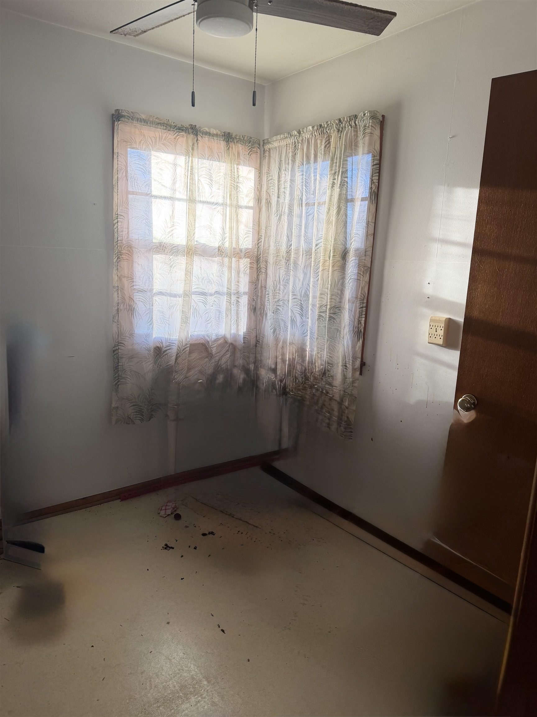 1017 S Poplar Property Photo 11