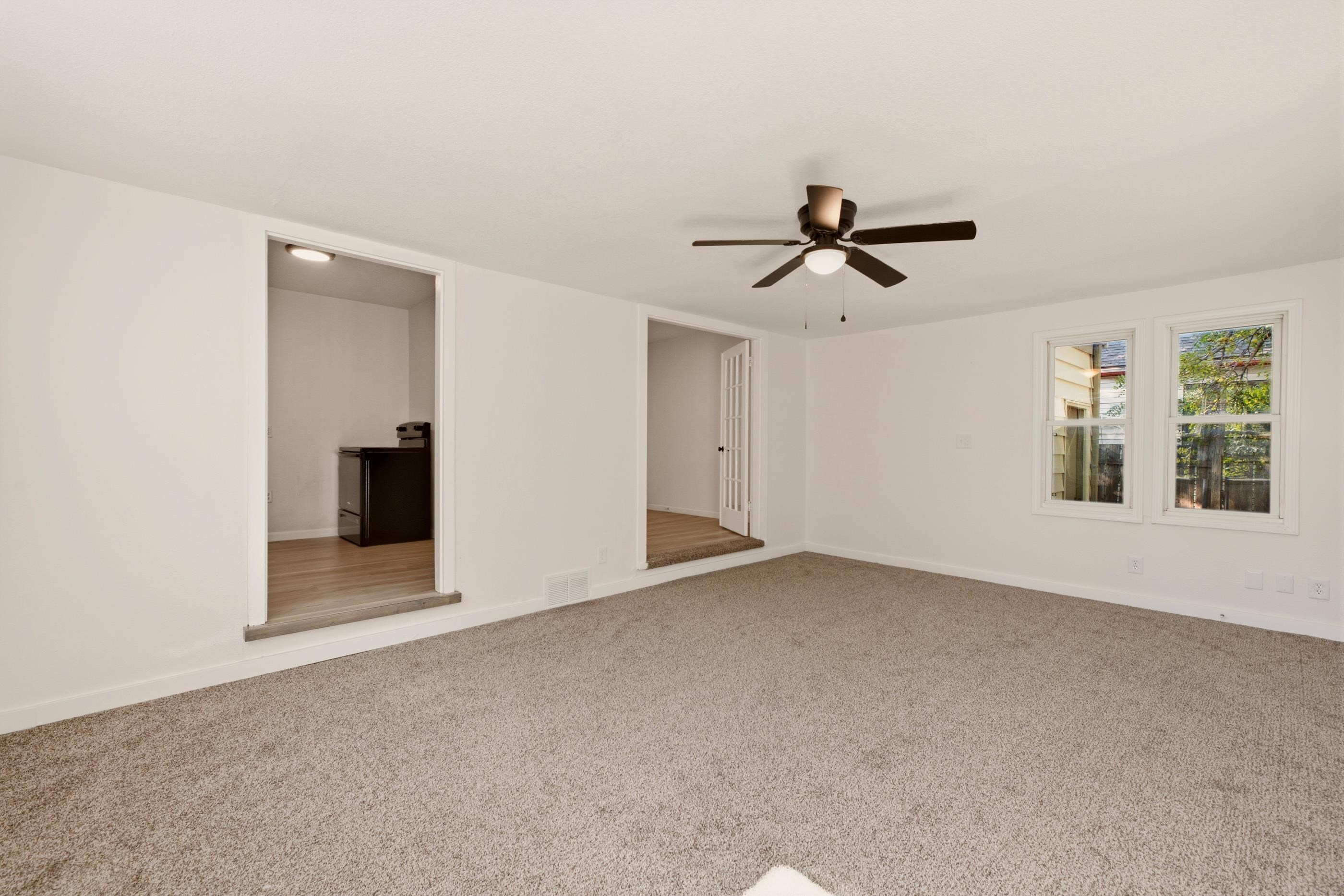 1044 N Old Manor Rd Property Photo 27