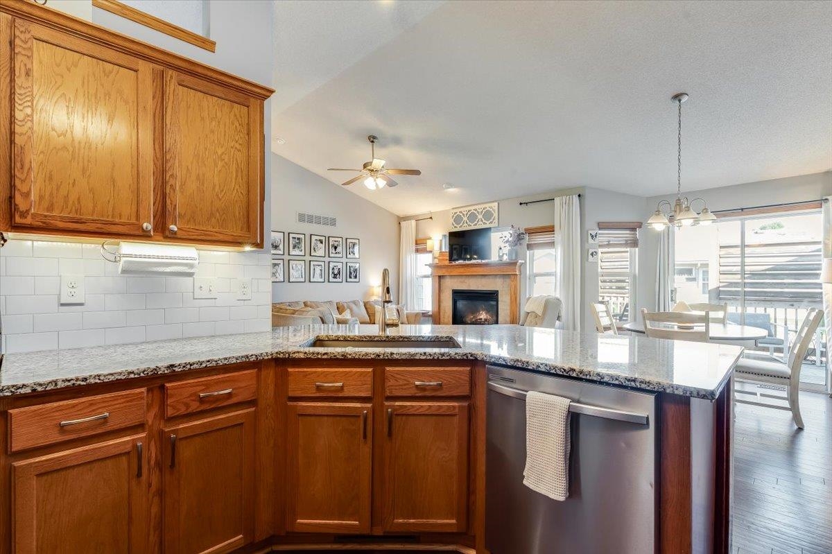 2430 S Westgate Ct. Property Photo 15