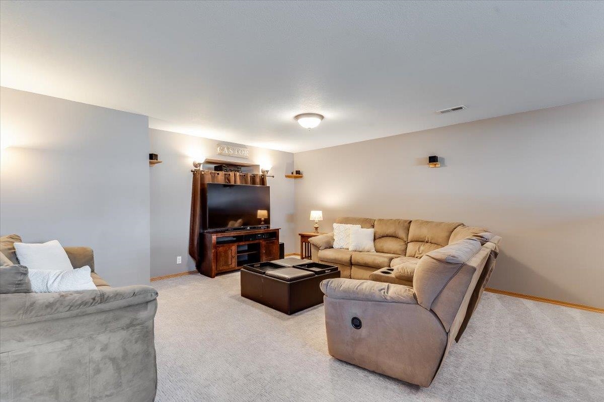 2430 S Westgate Ct. Property Photo 25