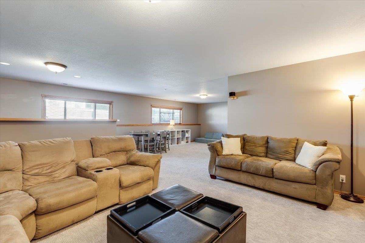 2430 S Westgate Ct. Property Photo 27