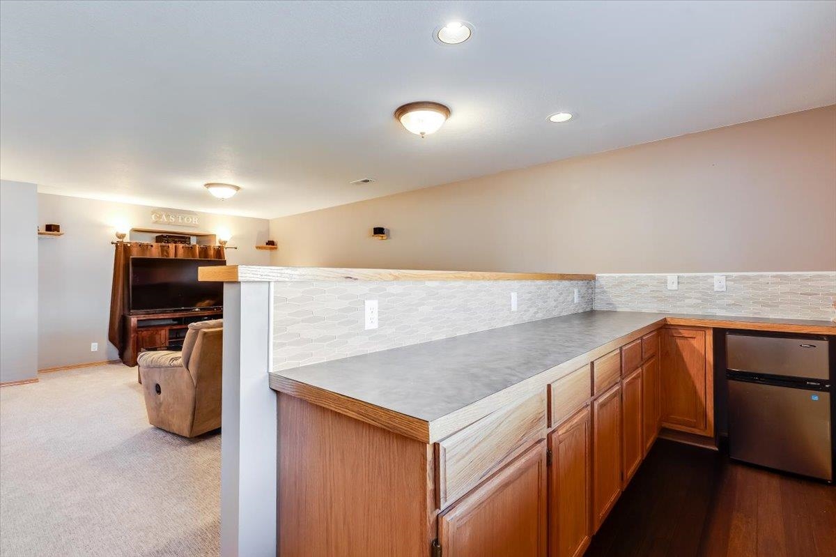 2430 S Westgate Ct. Property Photo 29