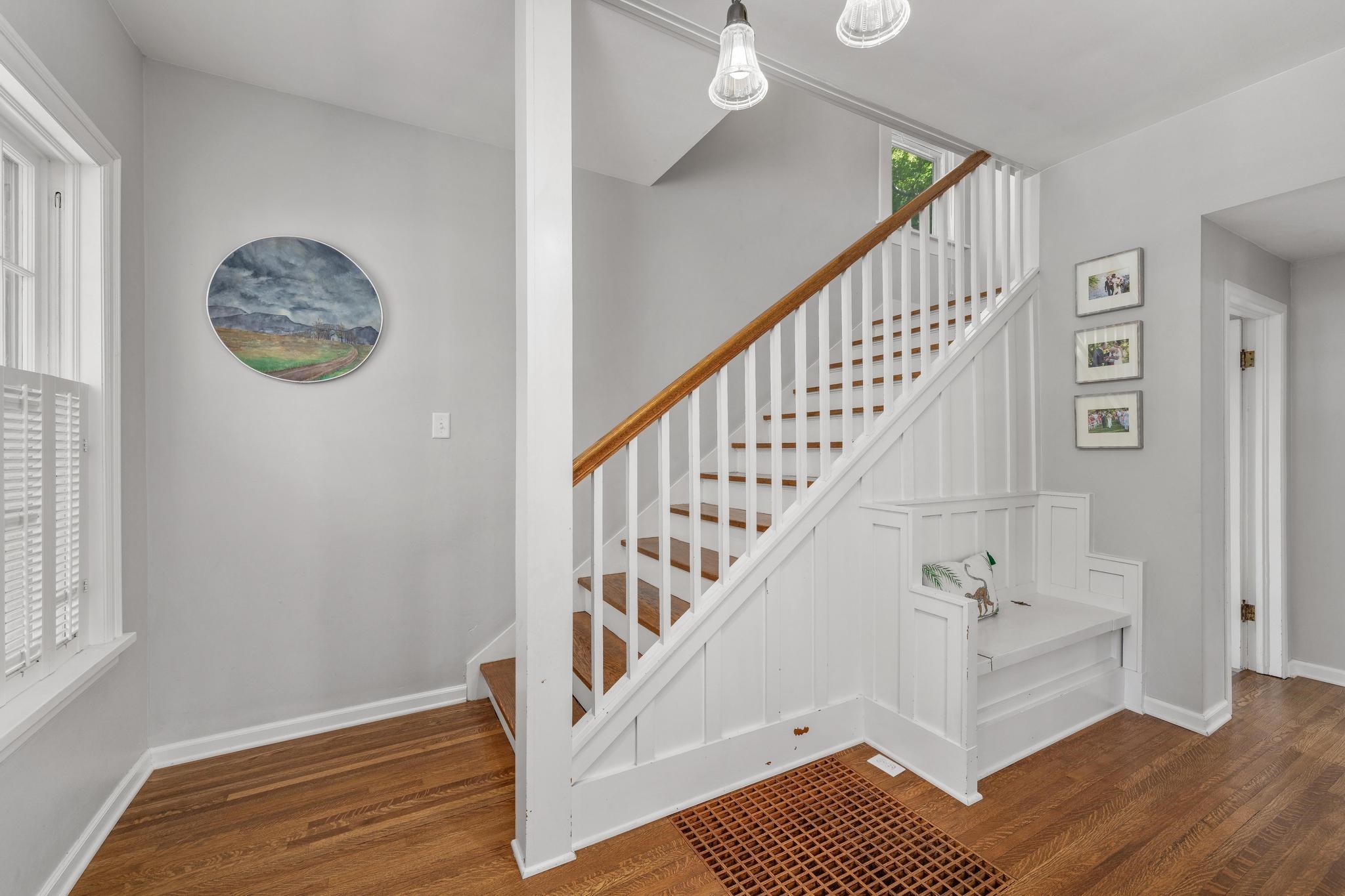 146 S Belmont Property Photo 17