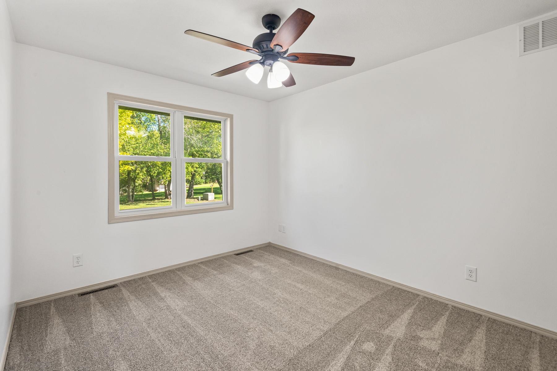 15818 E Woodcreek St Property Photo 18