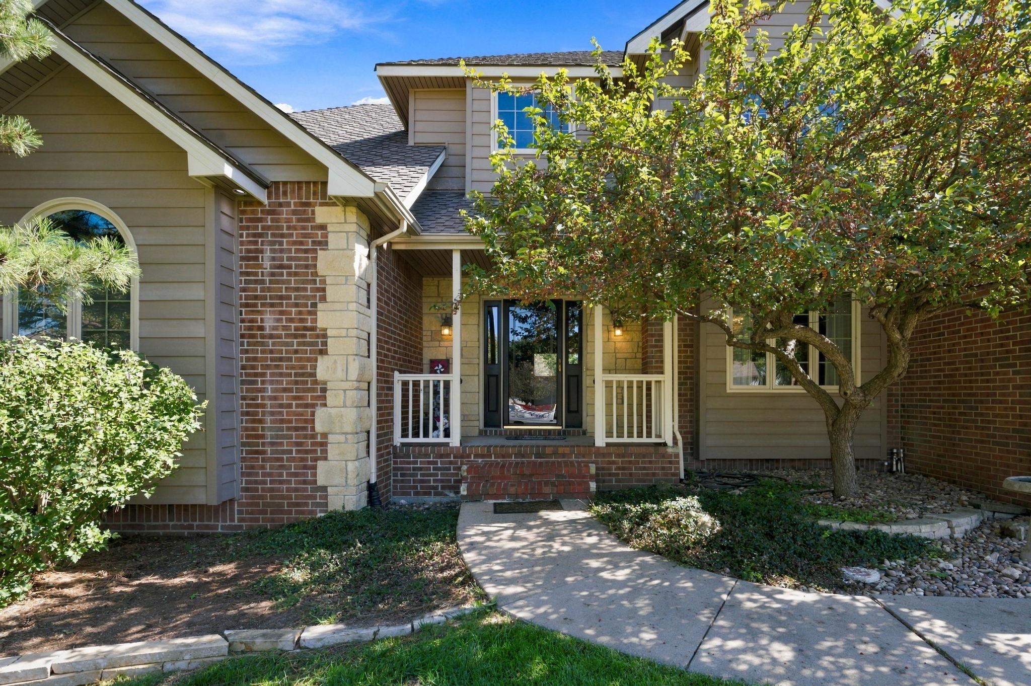 250 N Montbella Cir Property Photo 4