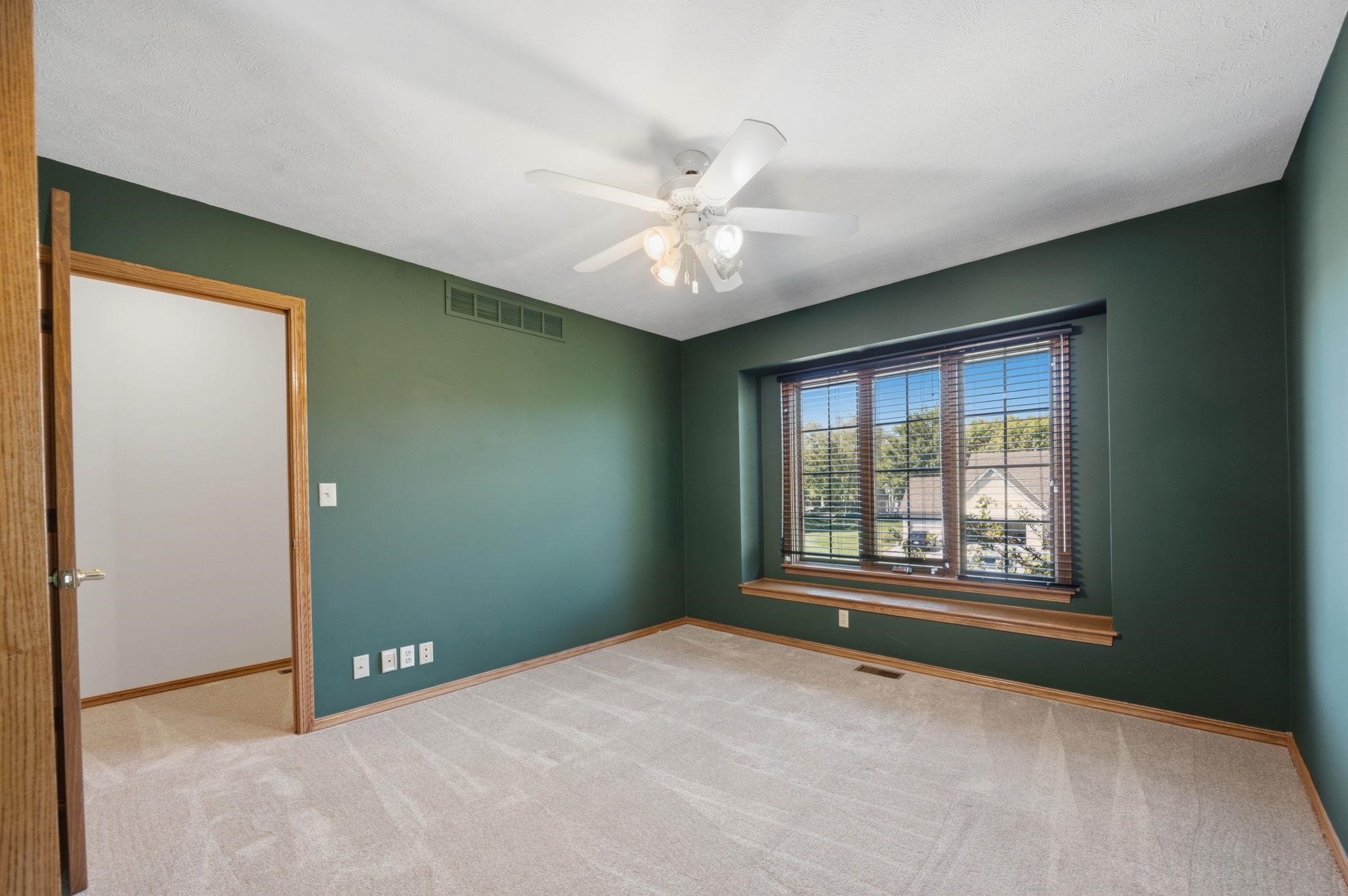 250 N Montbella Cir Property Photo 19