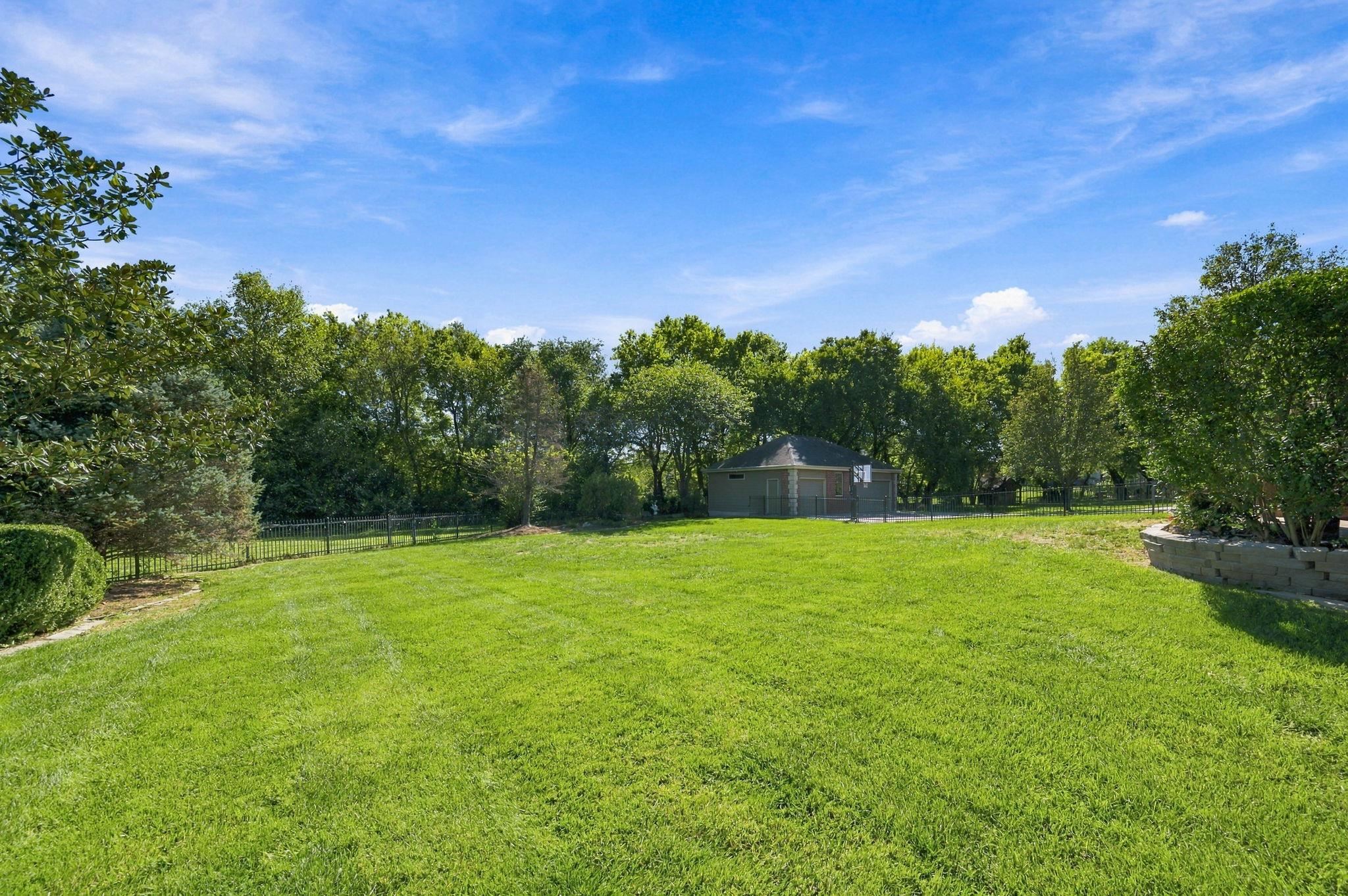 250 N Montbella Cir Property Photo 30