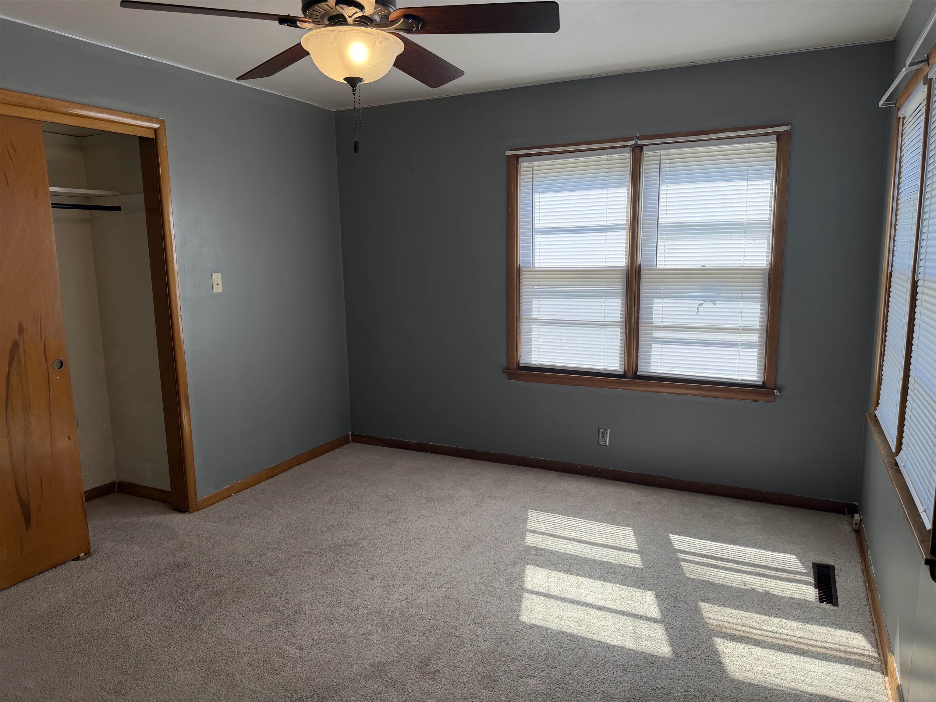 303 N Hillside St Property Photo 15