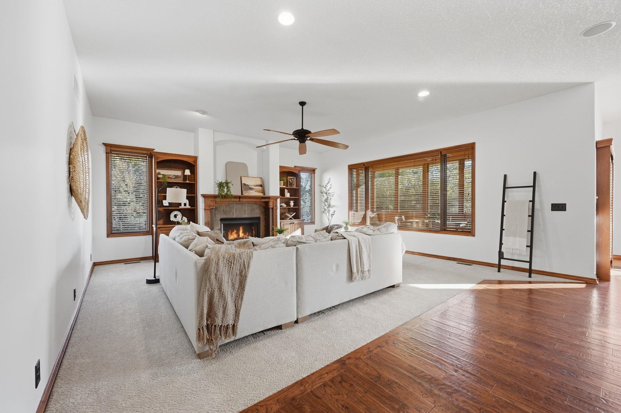 8421 W Meadow Park Property Photo 8