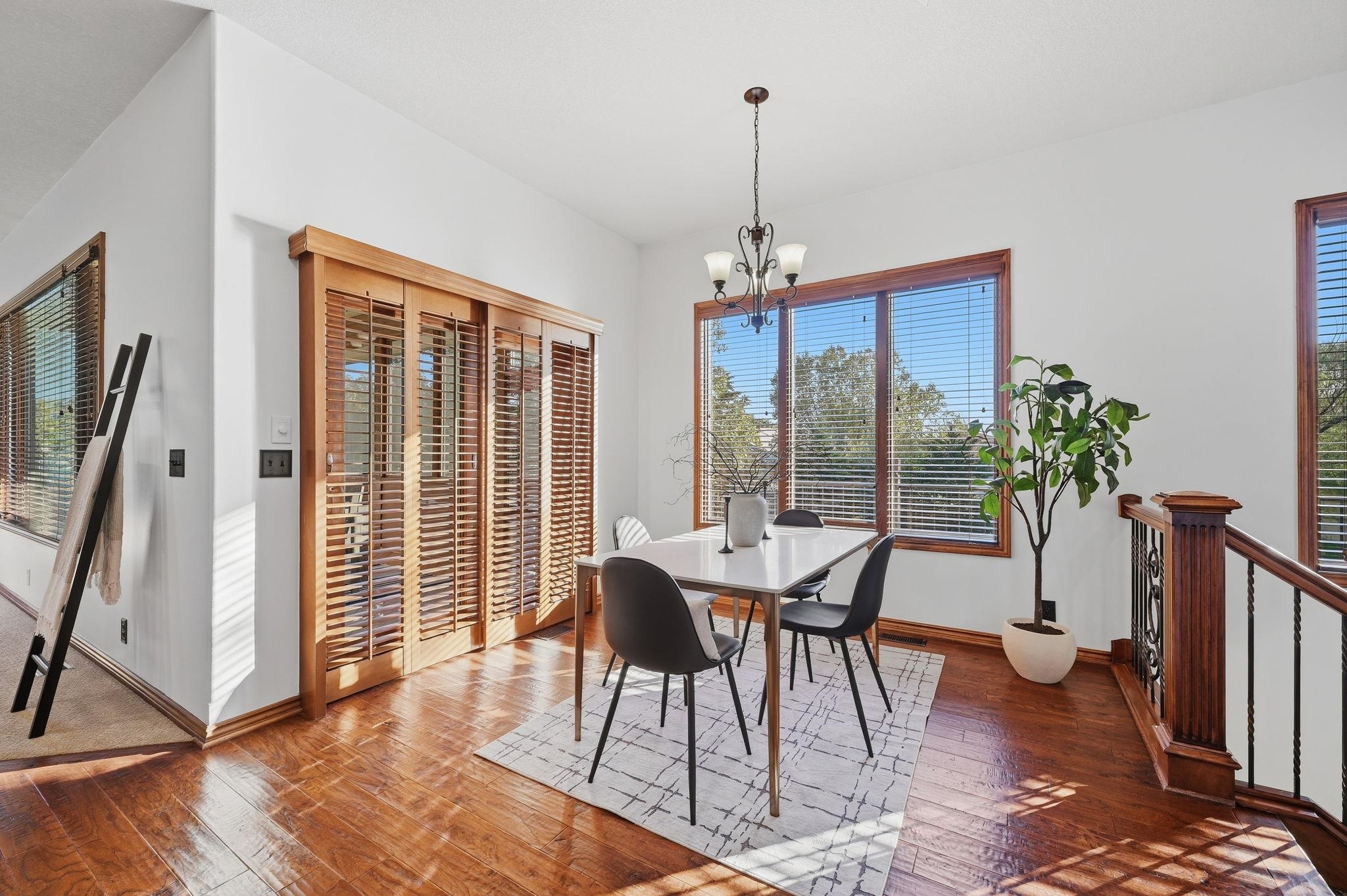 8421 W Meadow Park Property Photo 17