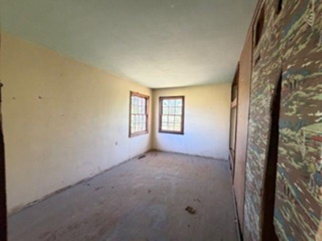 506 W 11th Property Photo 12