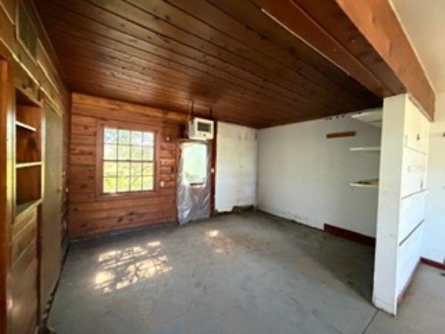 506 W 11th Property Photo 13