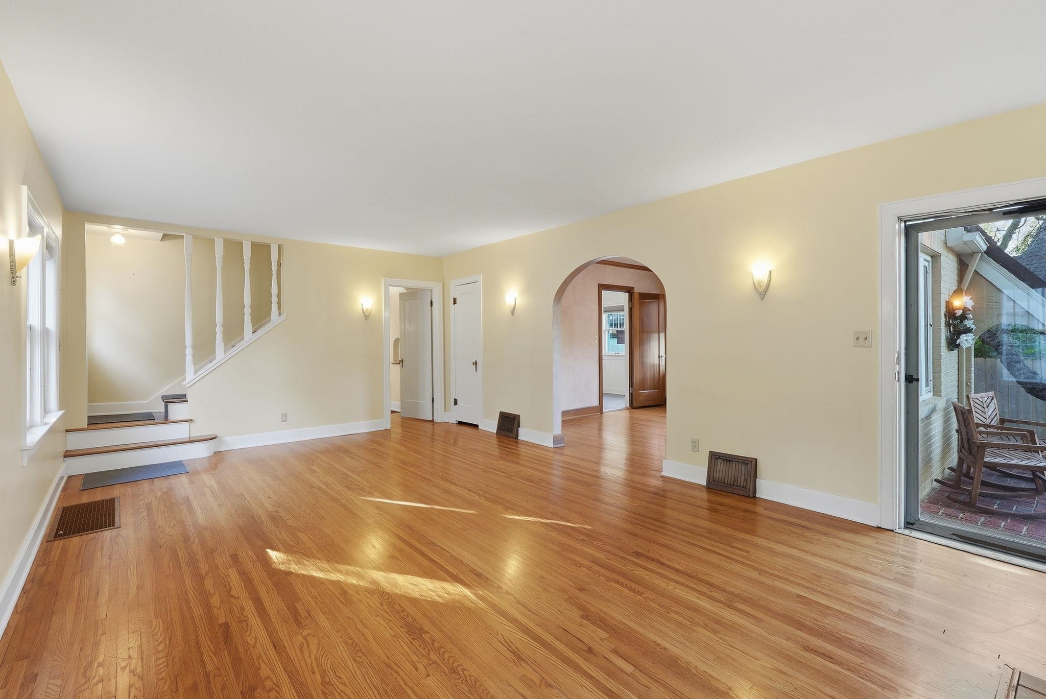 3723 Sleepy Hollow Dr Property Photo 7
