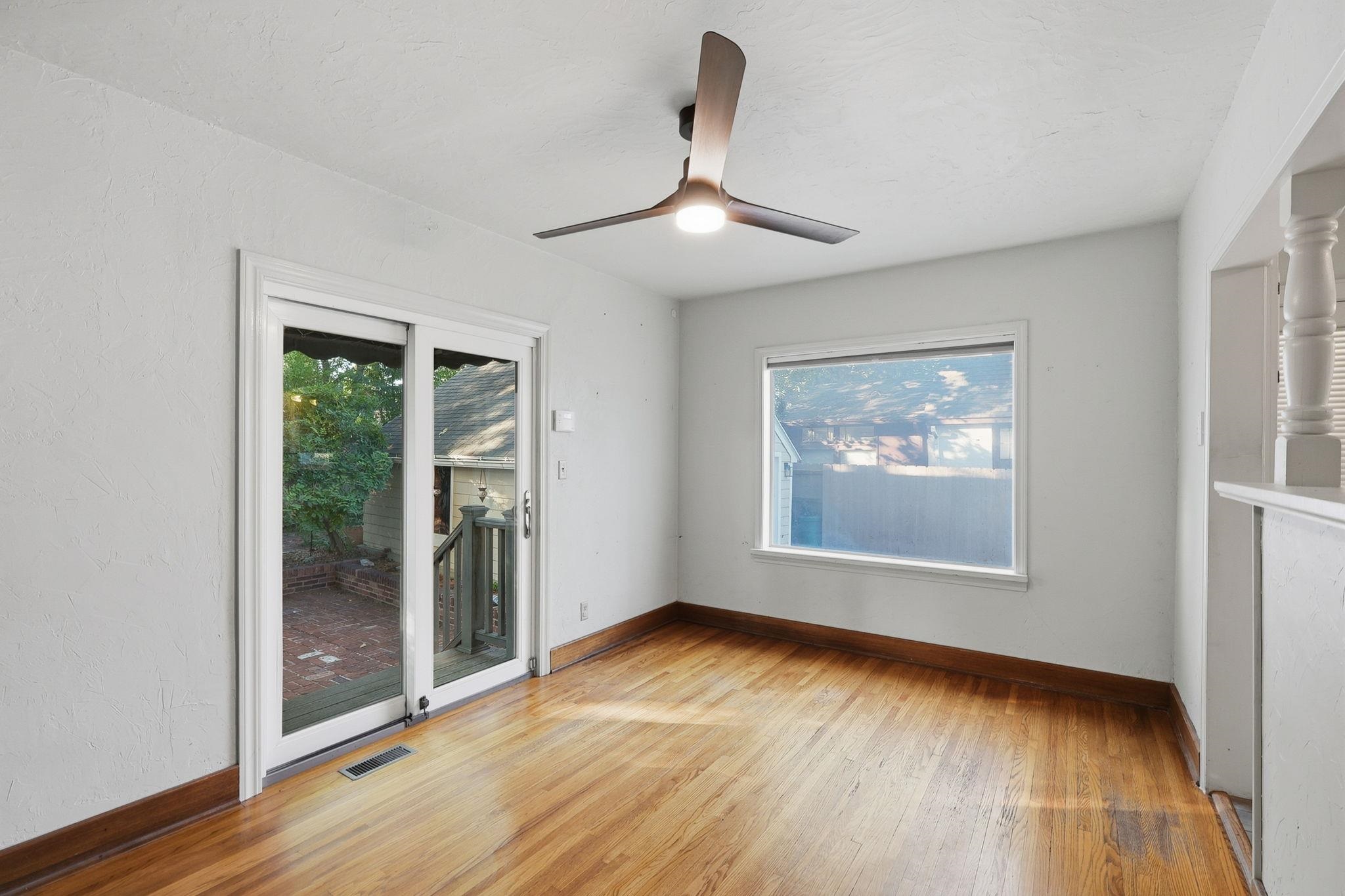 3723 Sleepy Hollow Dr Property Photo 16