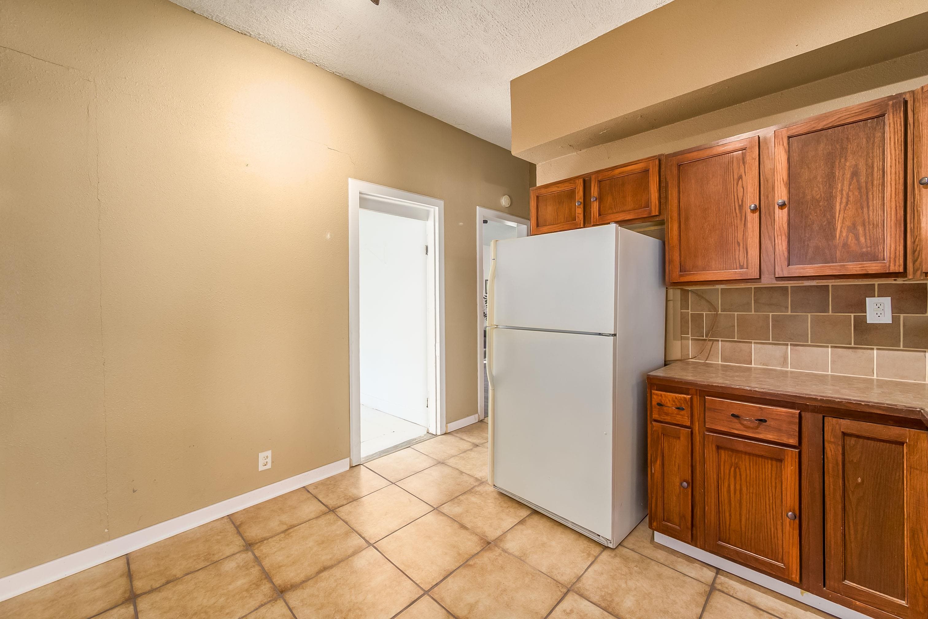 1420 S Emporia Ave Property Photo 31