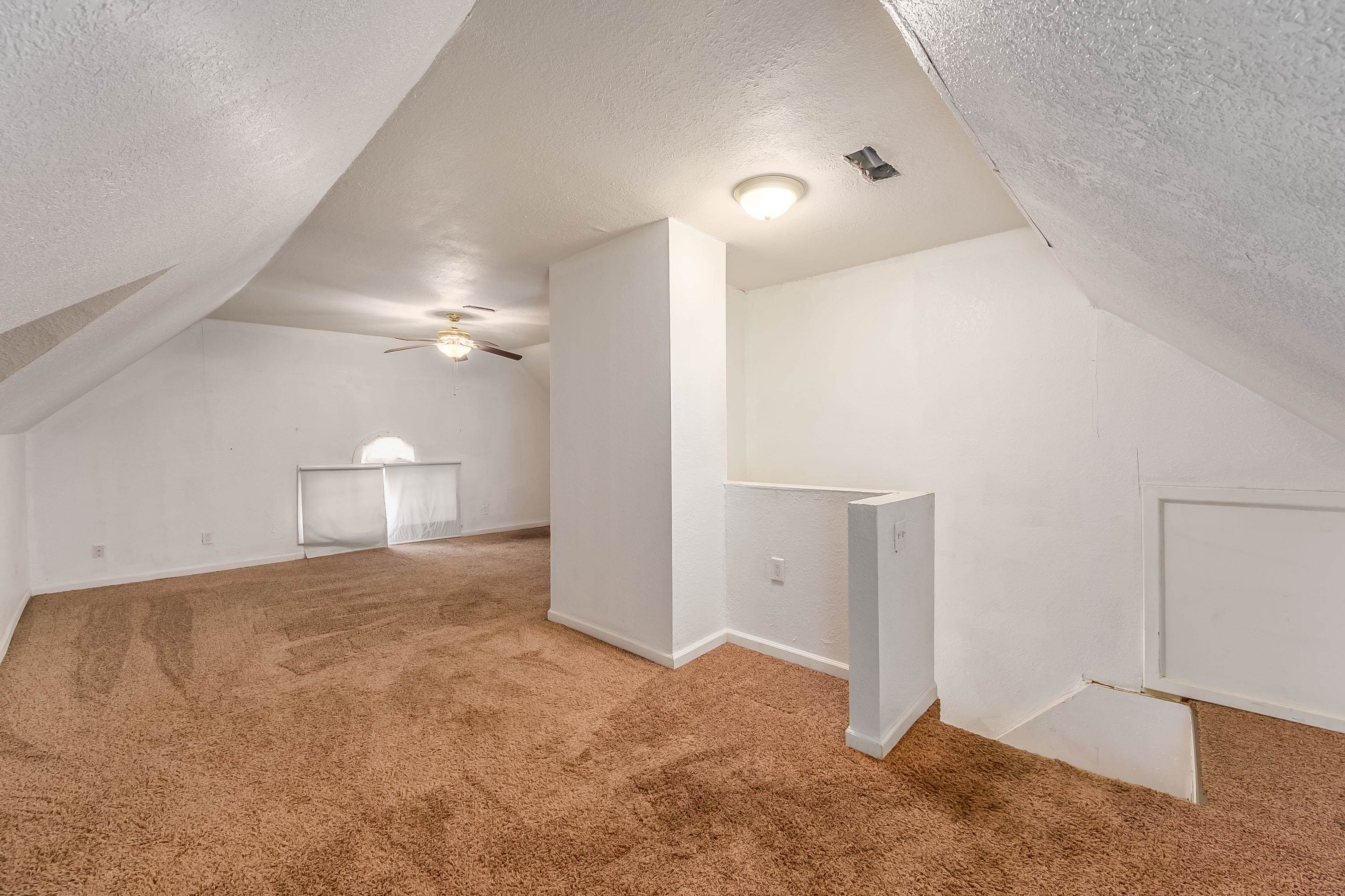 1420 S Emporia Ave Property Photo 34