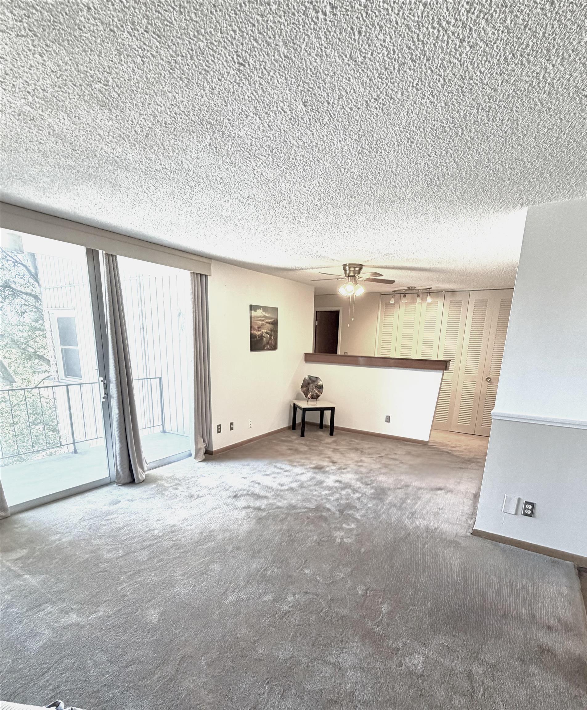 330 W Central Ave Property Photo 18