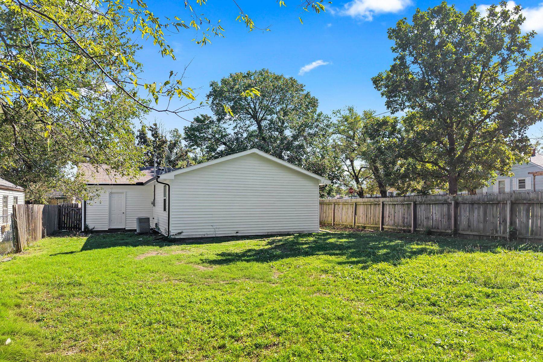 1501 N Erie Property Photo 29