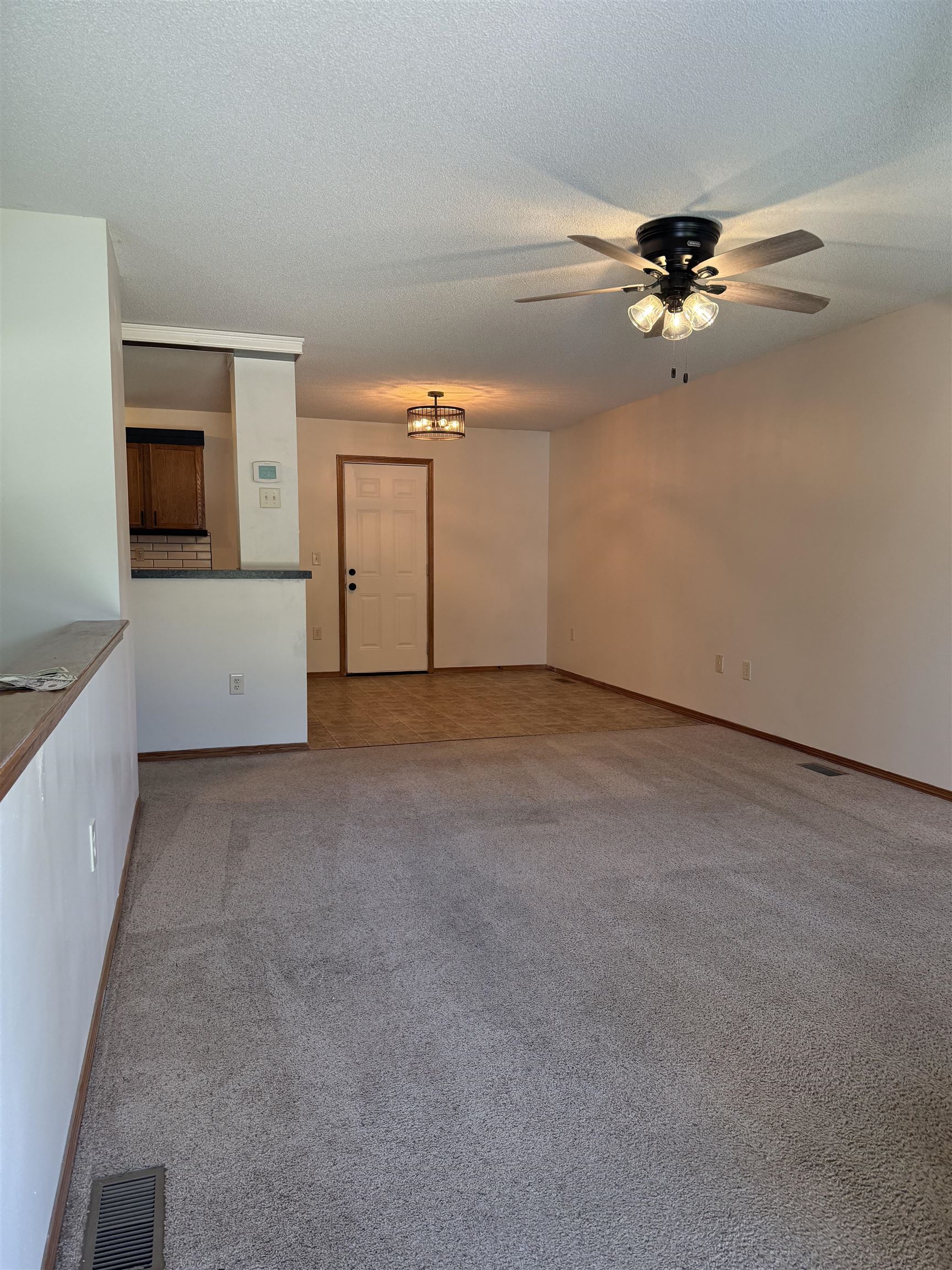 1320 N Piatt Ave Property Photo 7