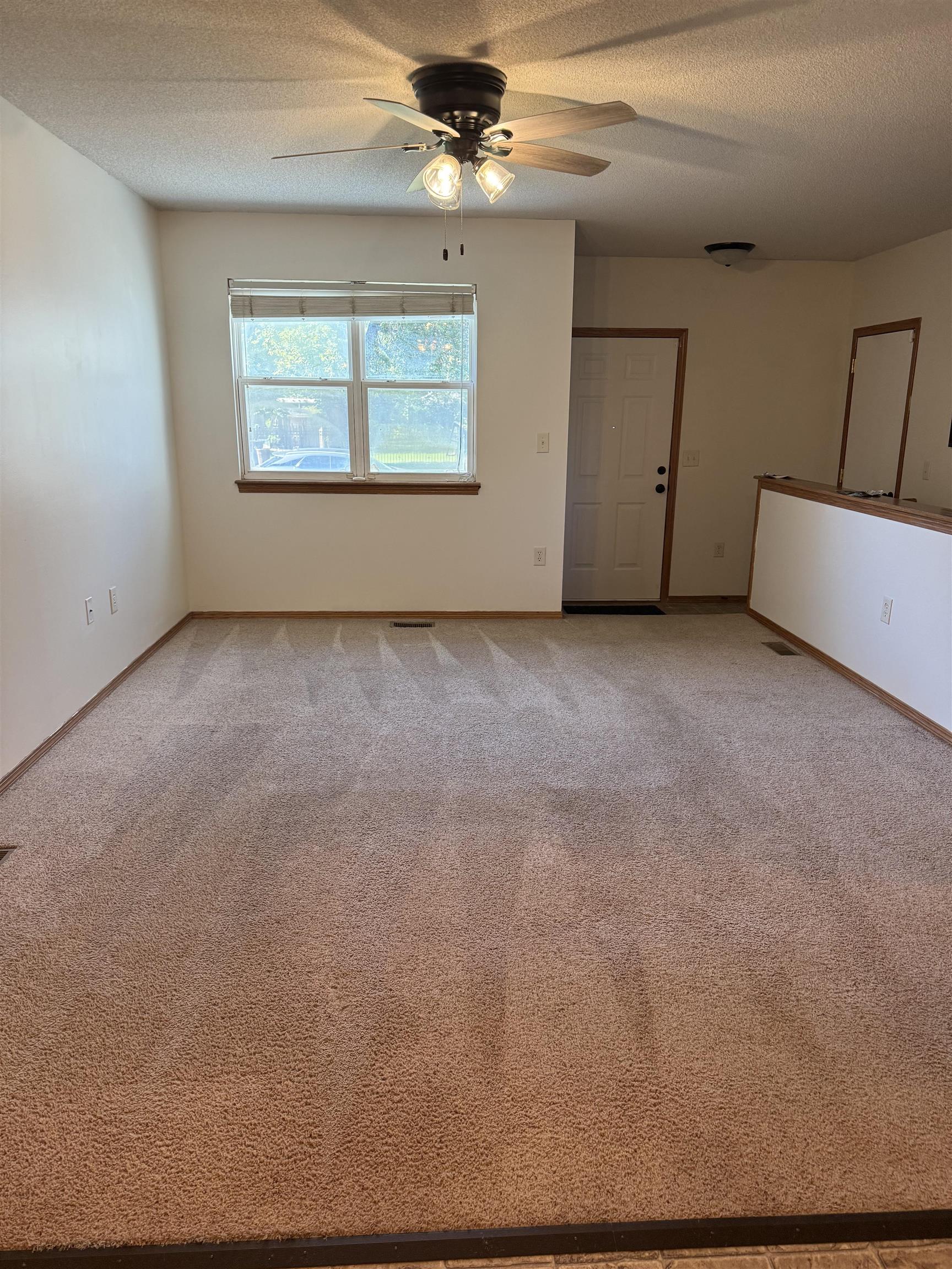 1320 N Piatt Ave Property Photo 8