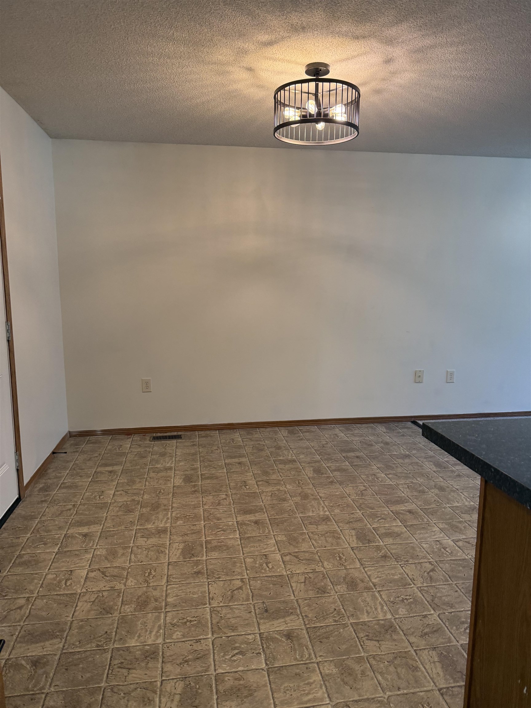 1320 N Piatt Ave Property Photo 13