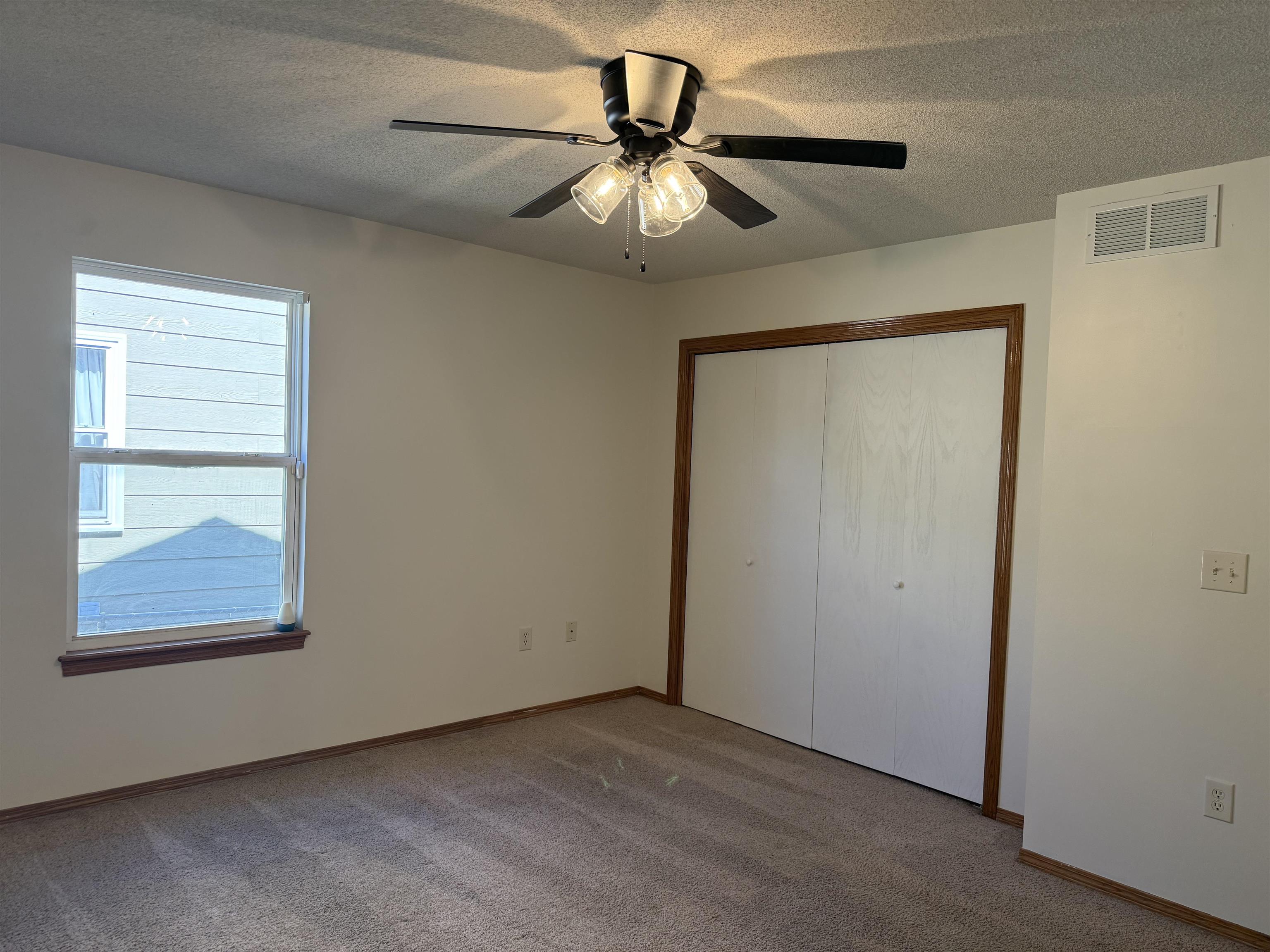 1320 N Piatt Ave Property Photo 18