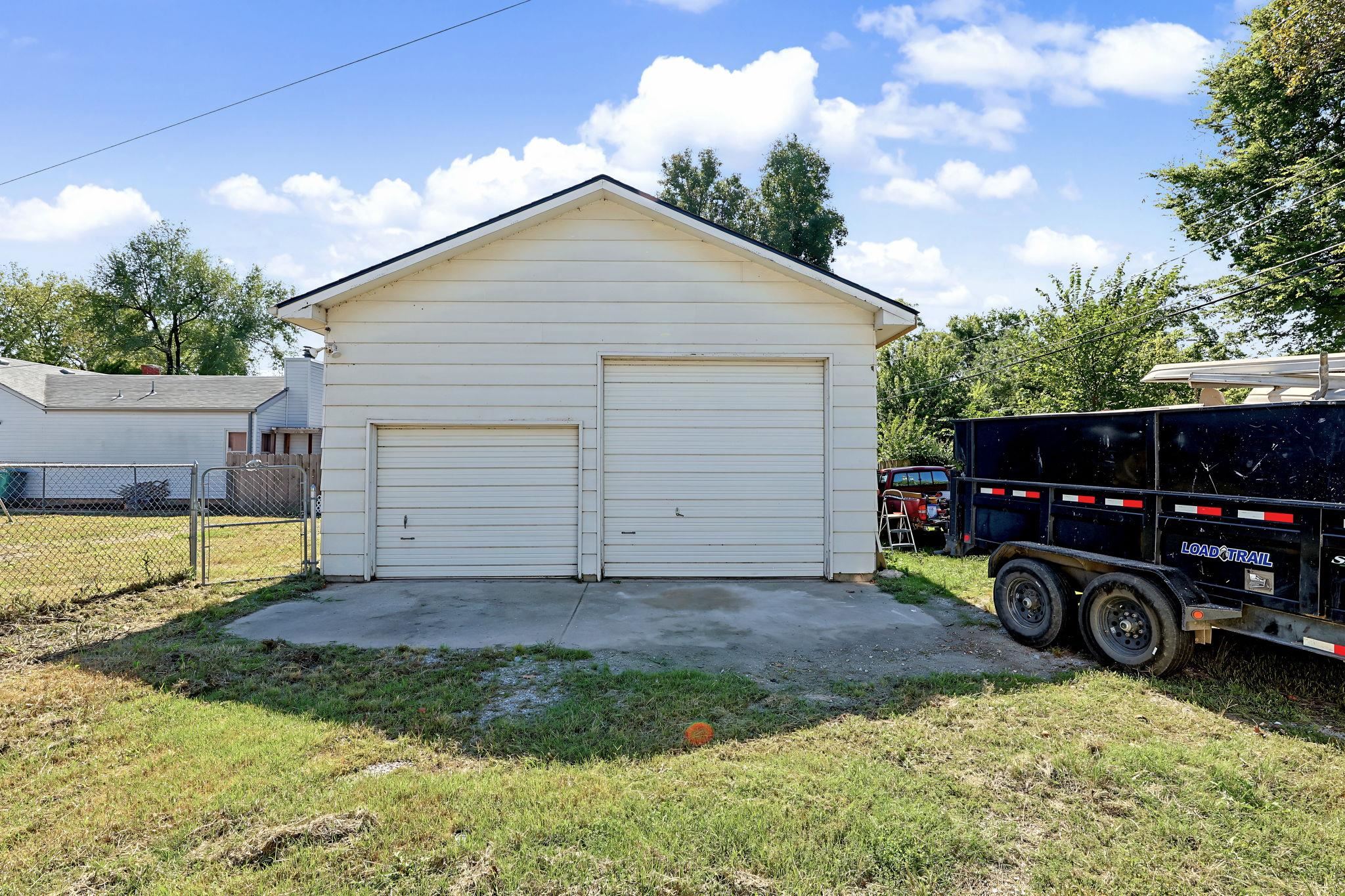 1739 S Spruce Property Photo 34