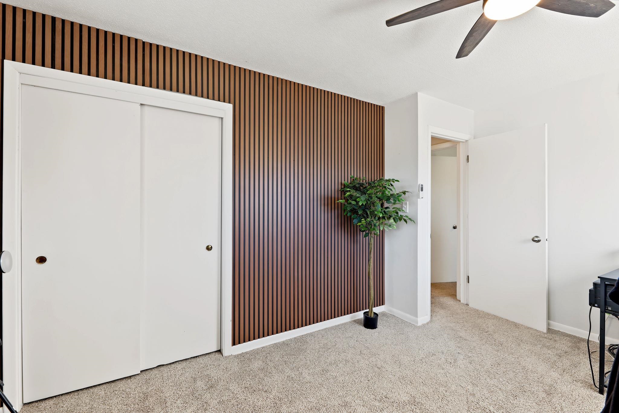 2443 N Marigold Property Photo 20