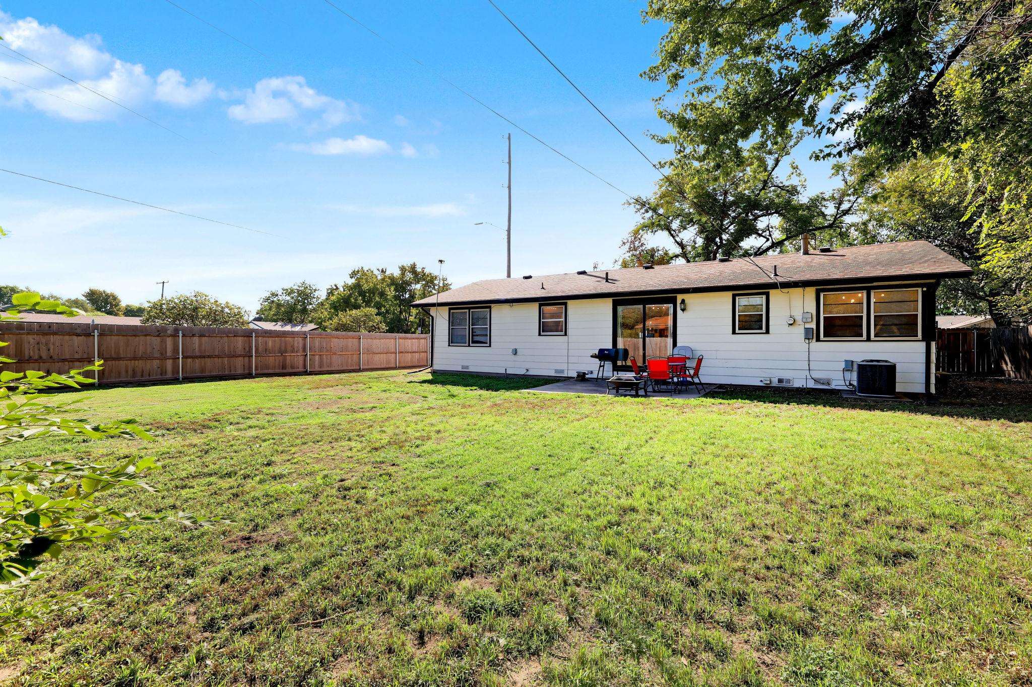 2443 N Marigold Property Photo 35