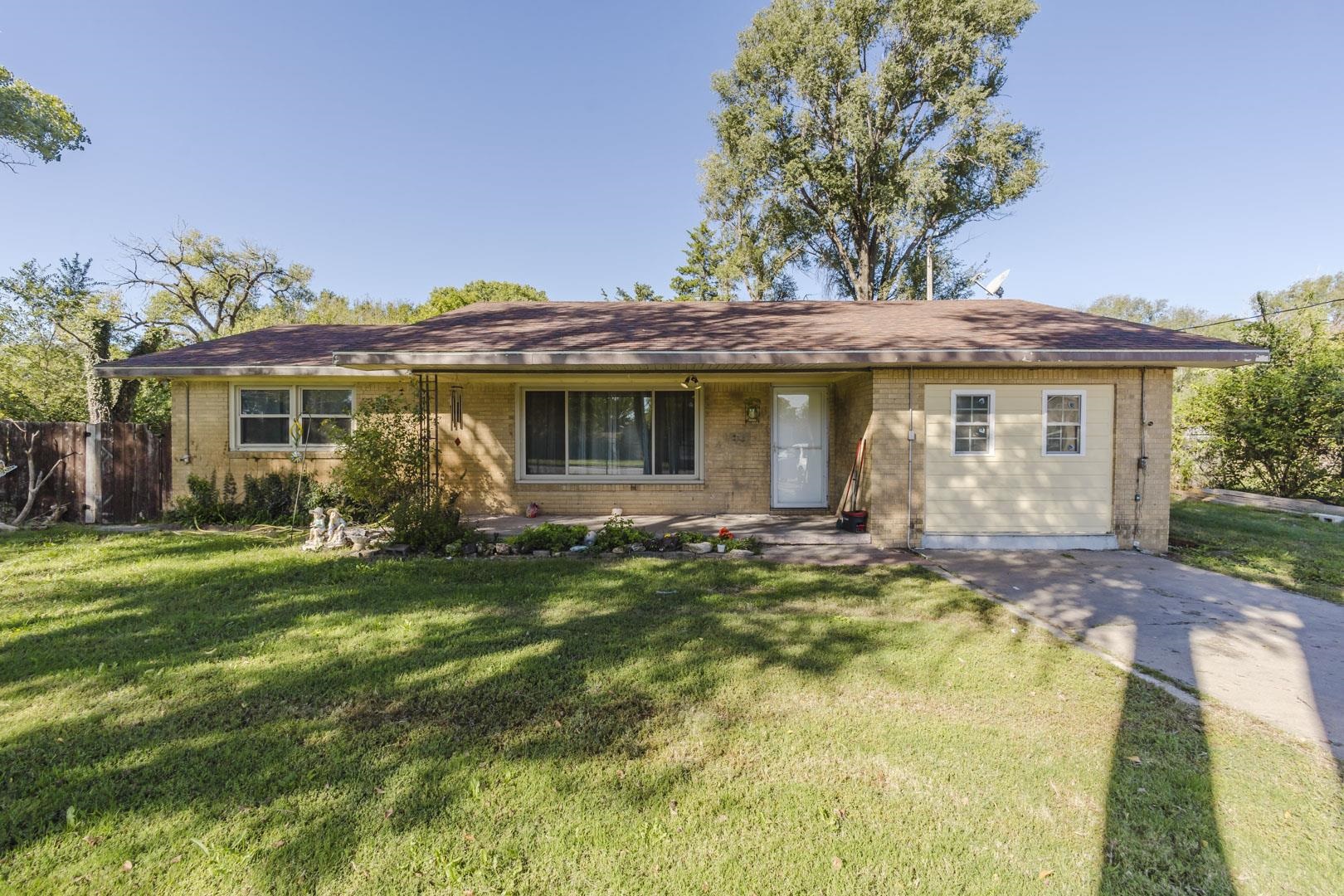 4519 S Hydraulic St. Property Photo 1