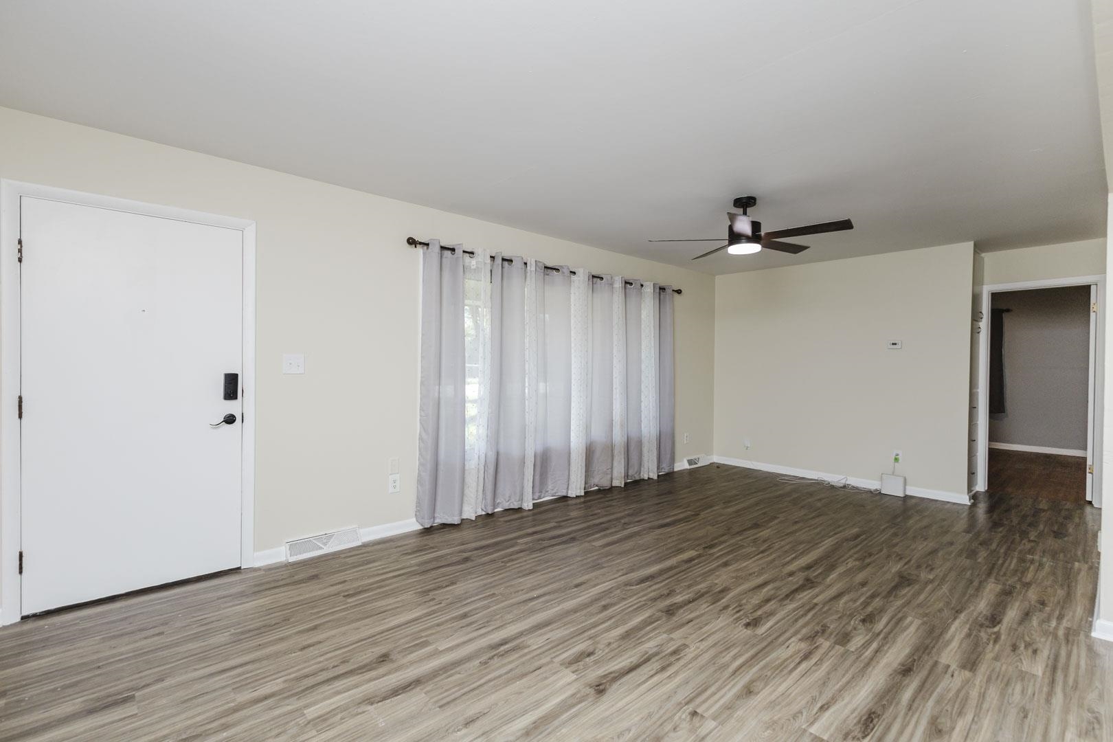 4519 S Hydraulic St. Property Photo 6