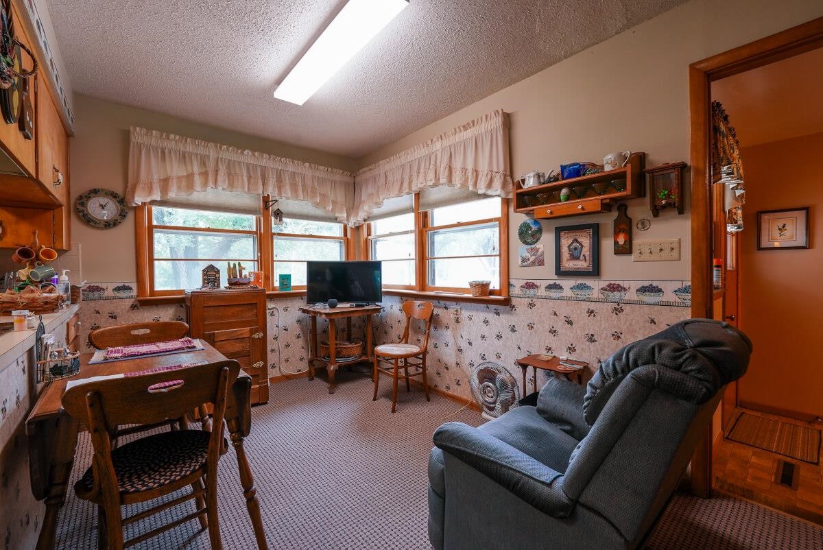 1425 110th Property Photo 18